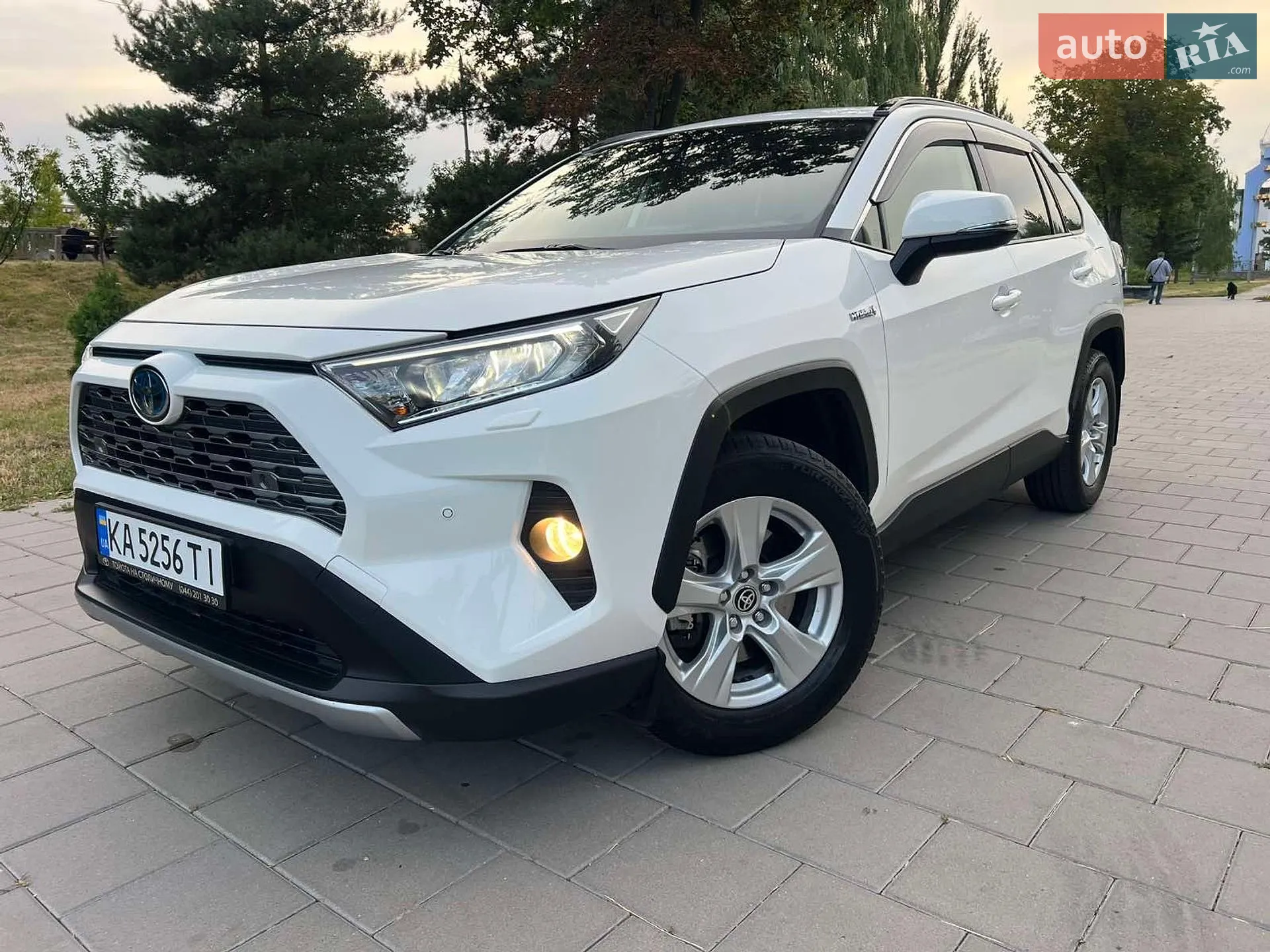 2020 Toyota RAV 4 - мініатюра 24