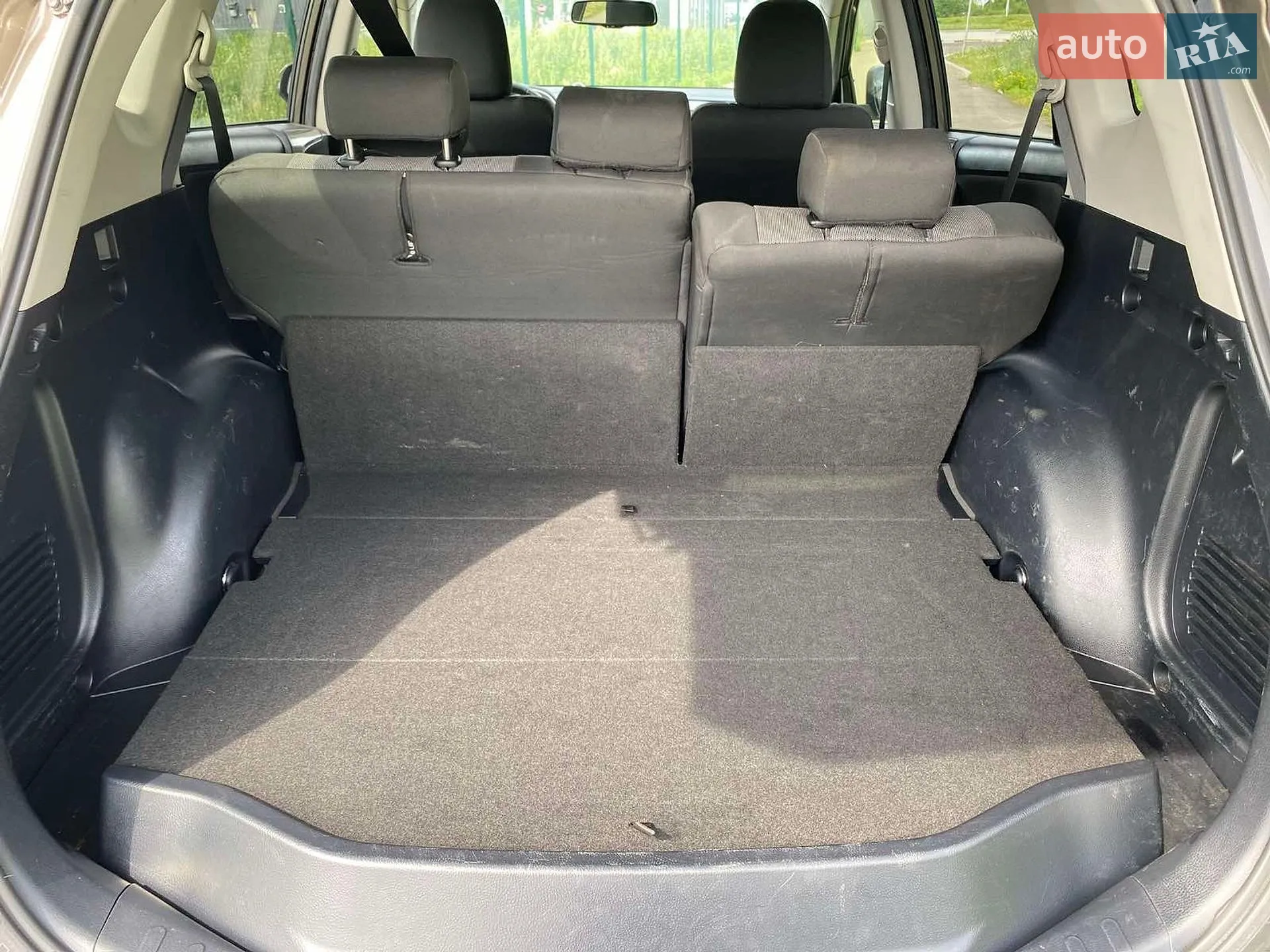 2013 Toyota RAV 4 - мініатюра 10