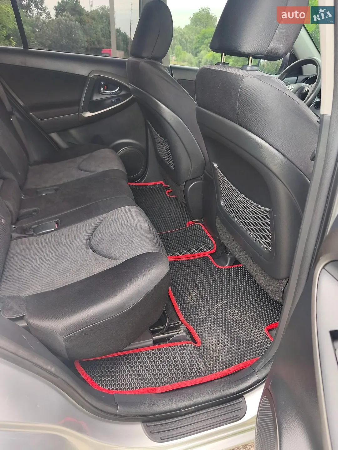 2010 Toyota RAV 4 - мініатюра 13