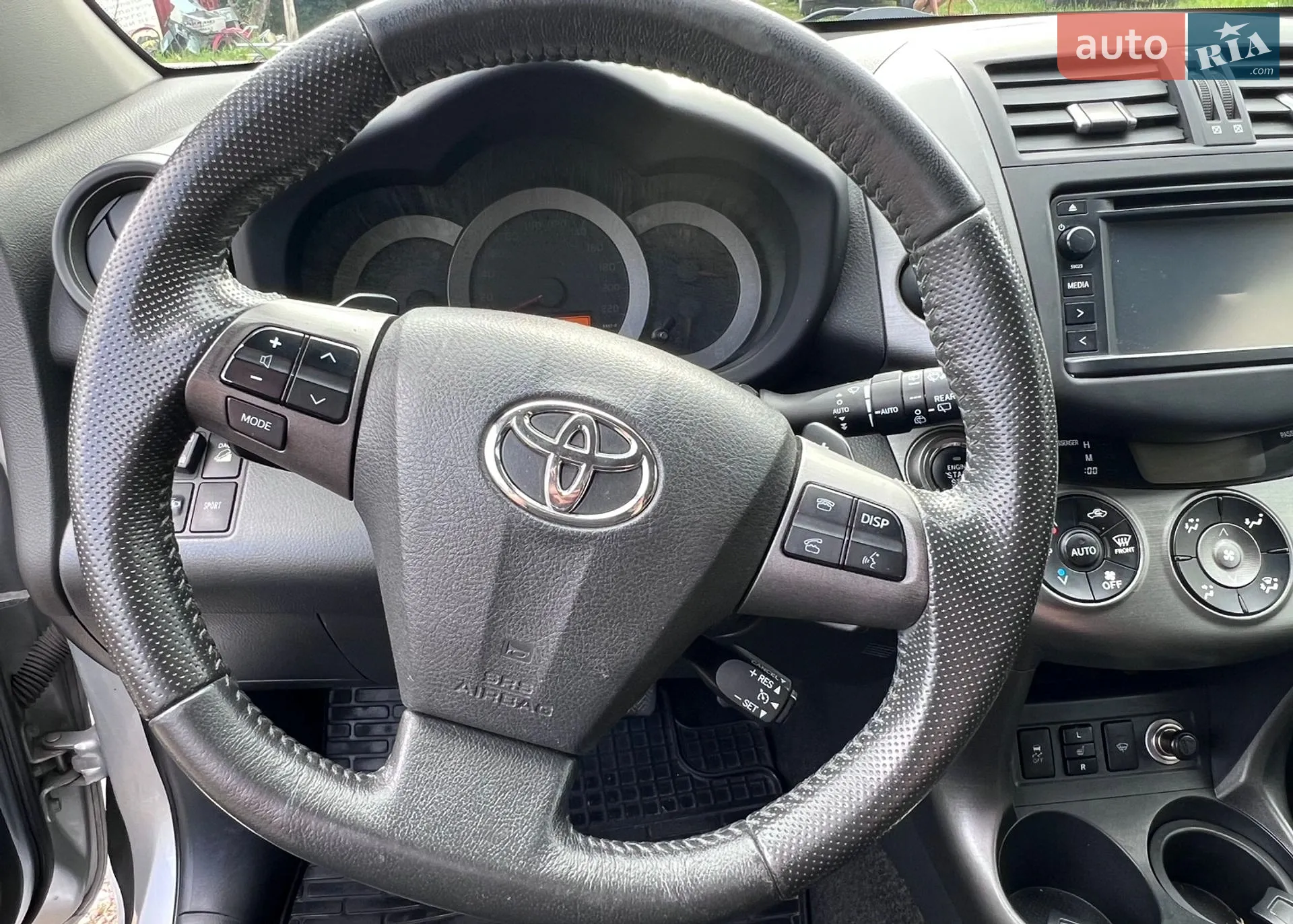 2012 Toyota RAV 4 - мініатюра 8