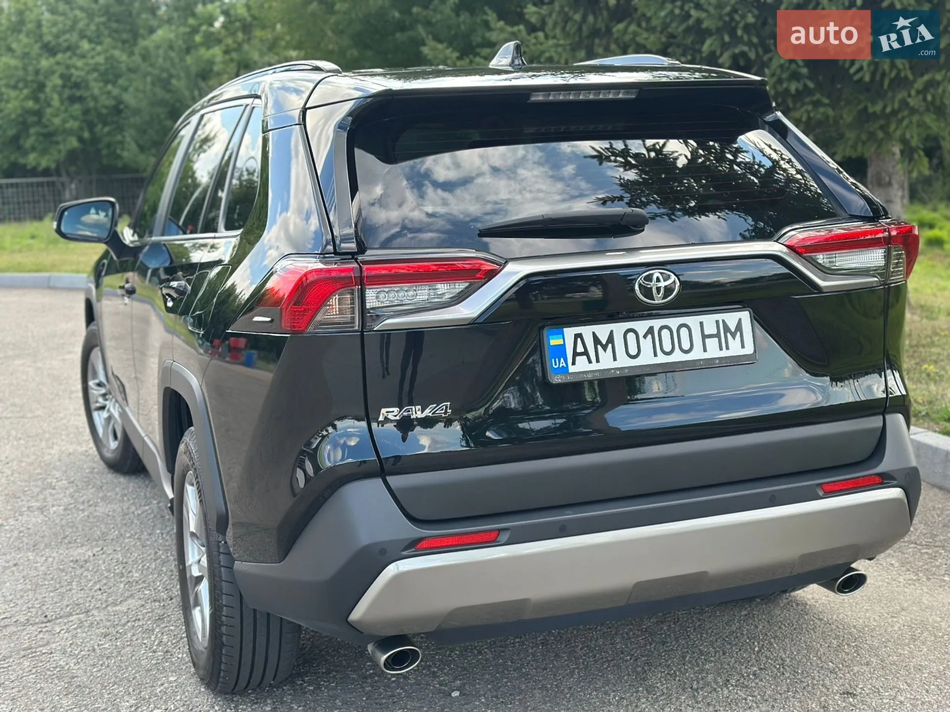 2022 Toyota RAV 4 - мініатюра 11