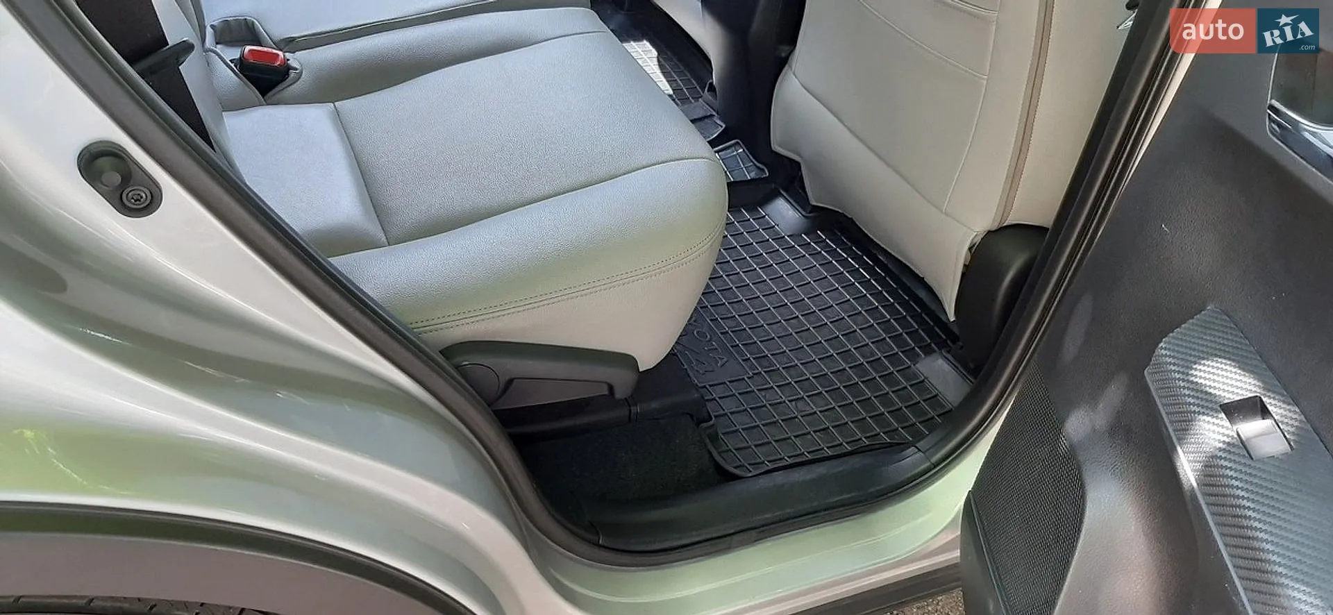 2015 Toyota RAV 4 - мініатюра 15