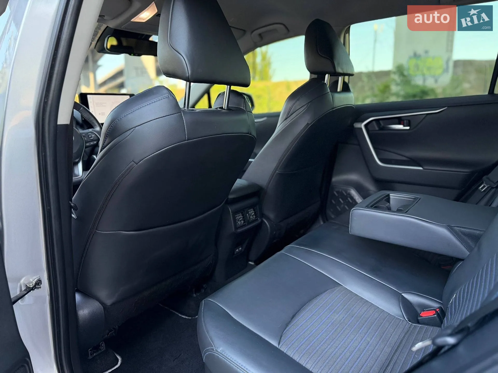2024 Toyota RAV 4 - мініатюра 21
