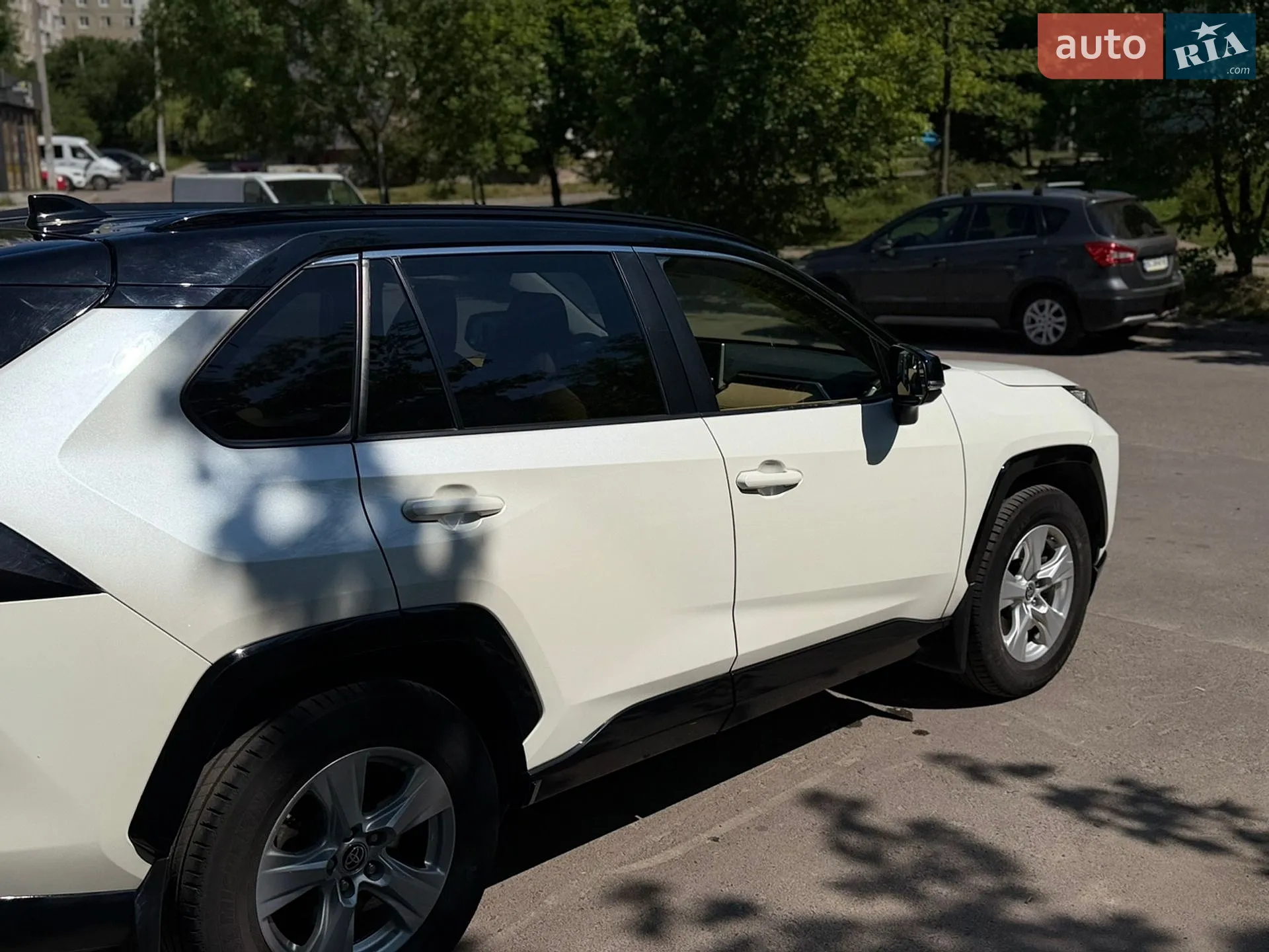 2020 Toyota RAV 4 - мініатюра 12