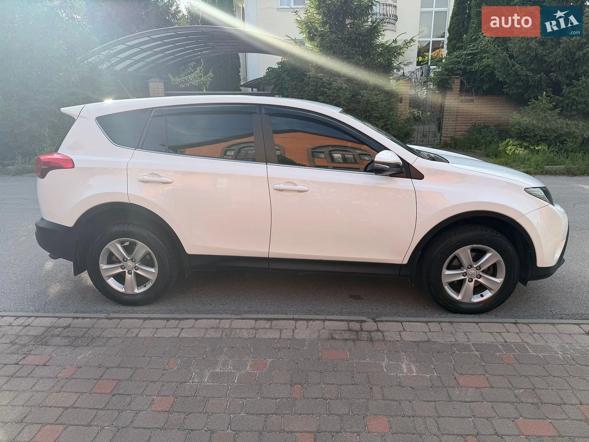 2014 Toyota RAV 4 - мініатюра 23