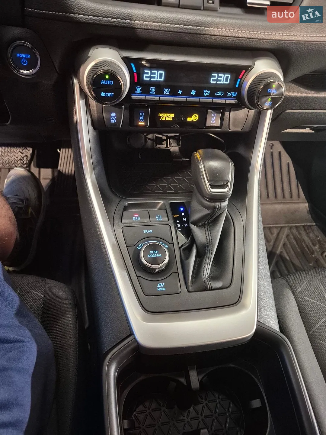 2022 Toyota RAV 4 - мініатюра 12