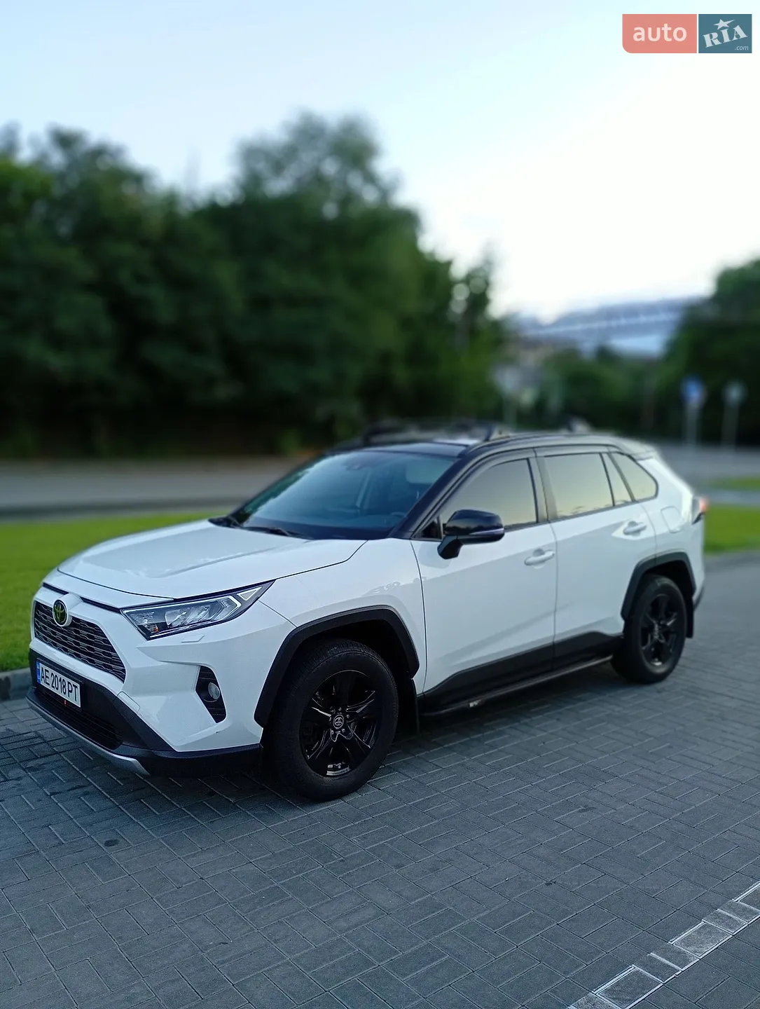 2021 Toyota RAV 4 - мініатюра 10