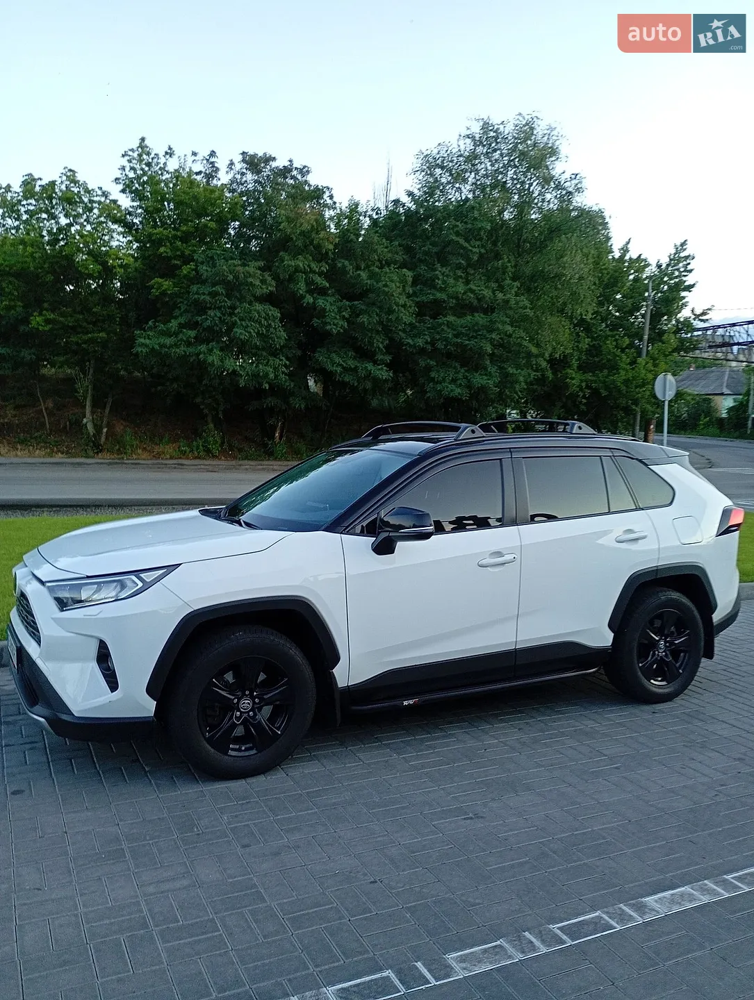 2021 Toyota RAV 4 - мініатюра 12