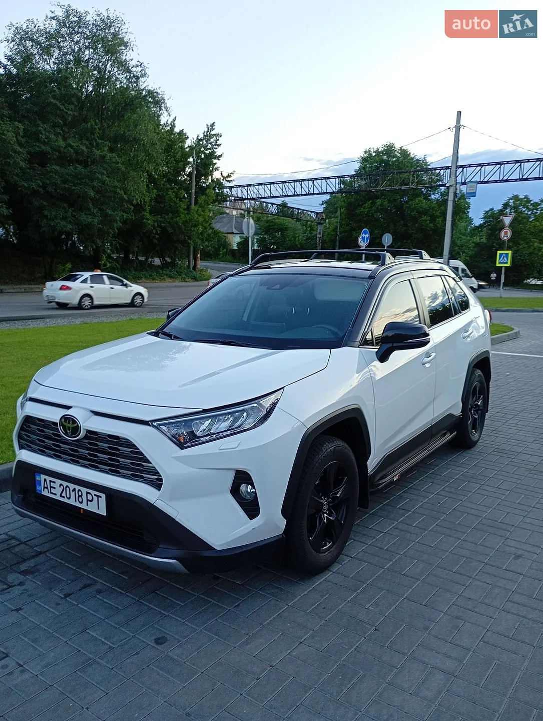 2021 Toyota RAV 4 - мініатюра 5