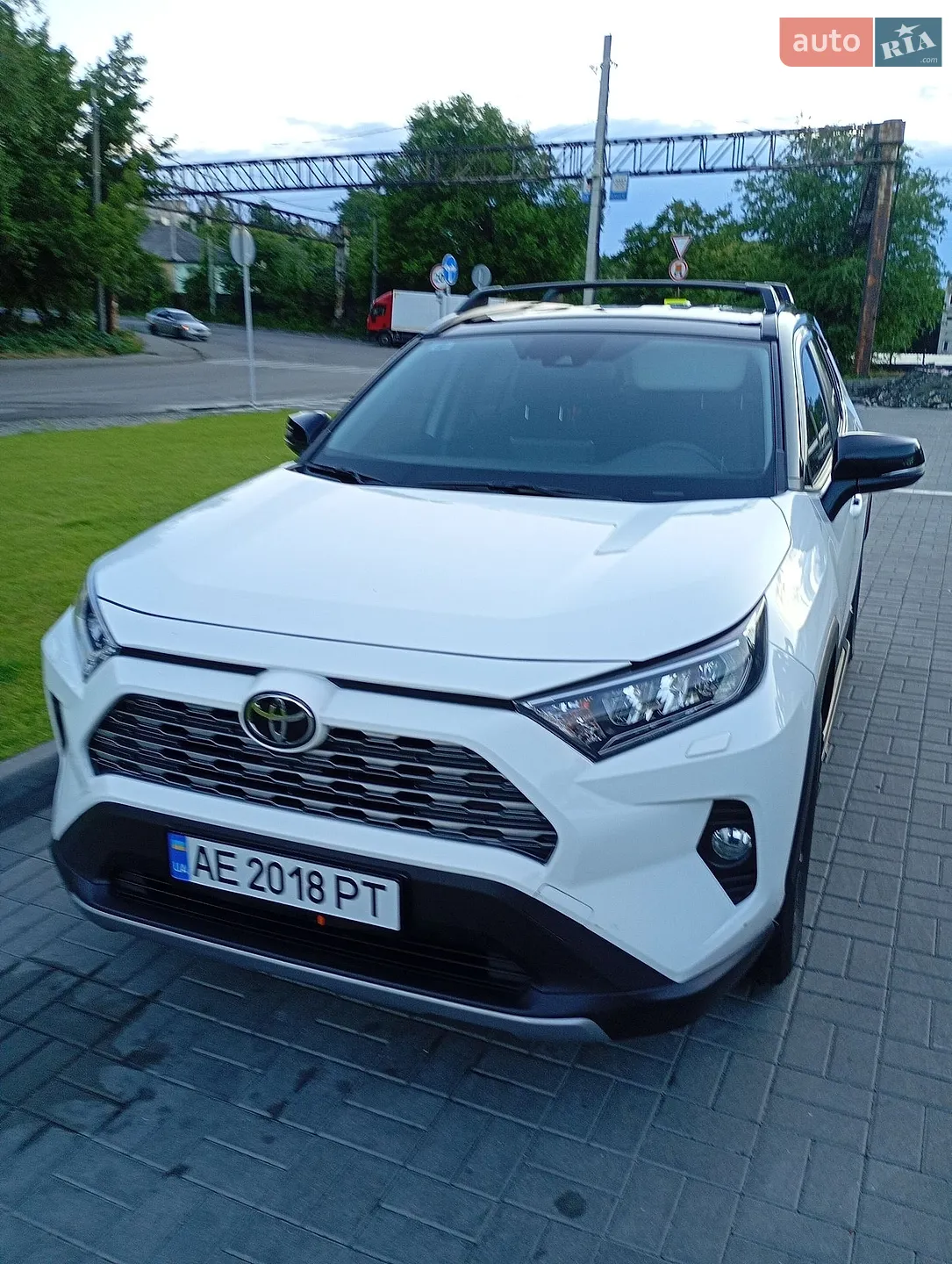 2021 Toyota RAV 4 - мініатюра 17
