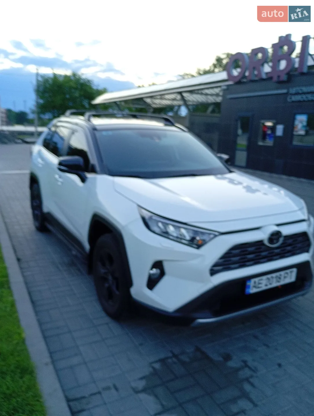 2021 Toyota RAV 4 - мініатюра 7