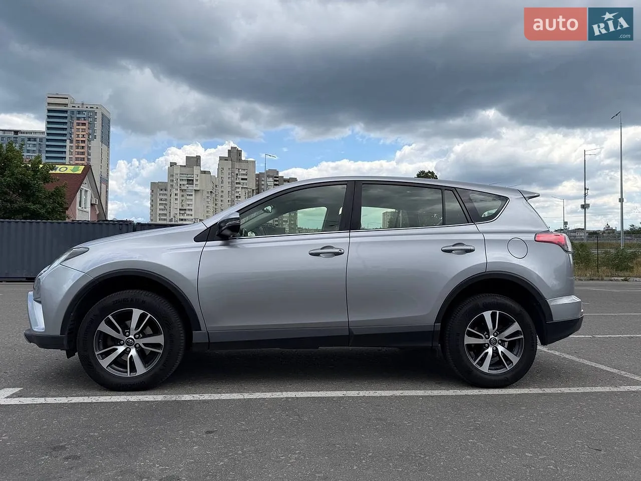 2017 Toyota RAV 4 - мініатюра 9