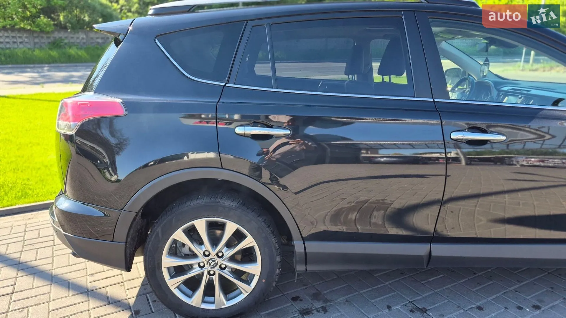 2017 Toyota RAV 4 - мініатюра 8