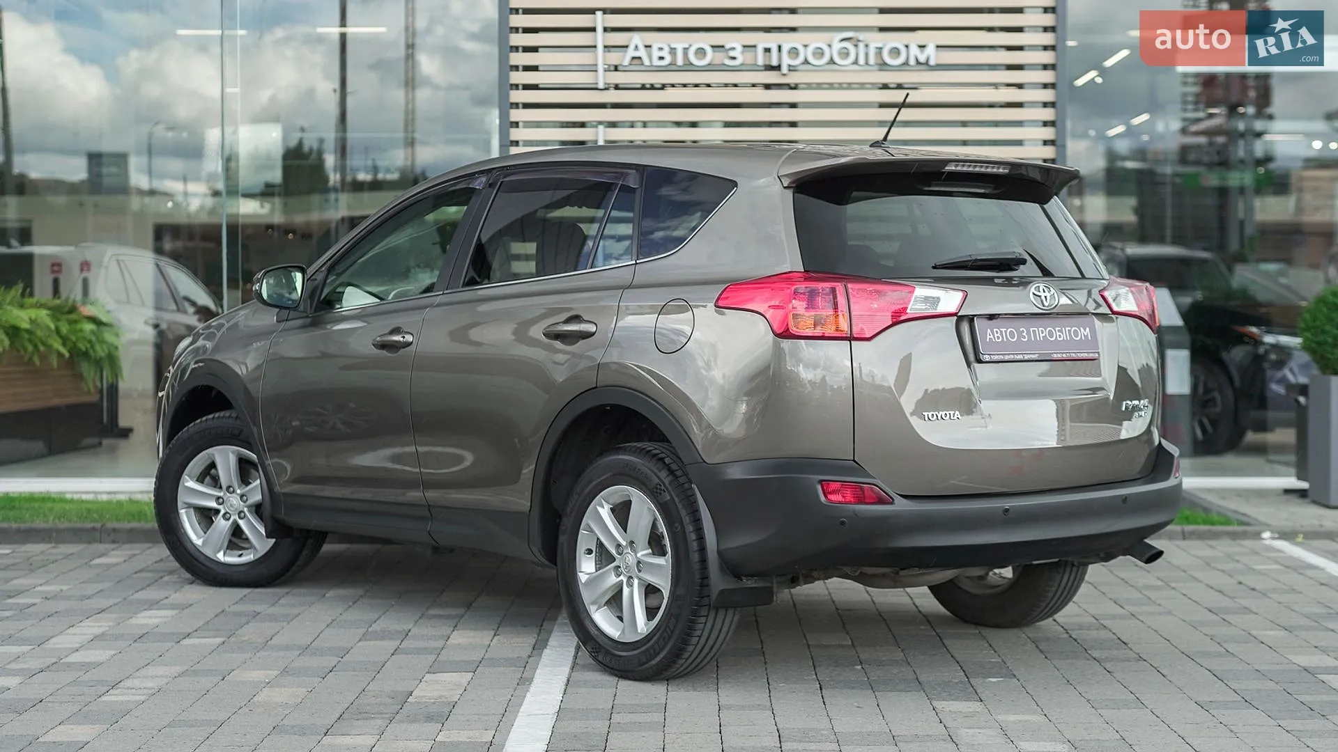 2014 Toyota RAV 4 - мініатюра 2