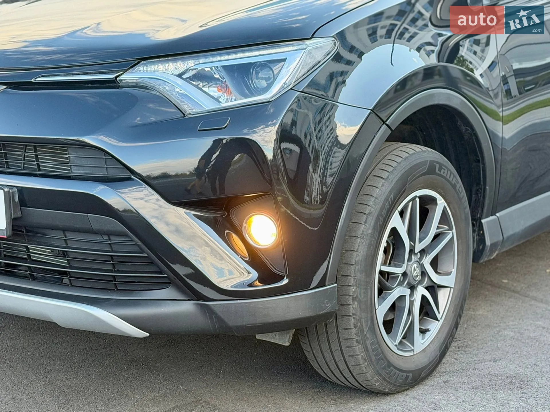 2018 Toyota RAV 4 - мініатюра 13