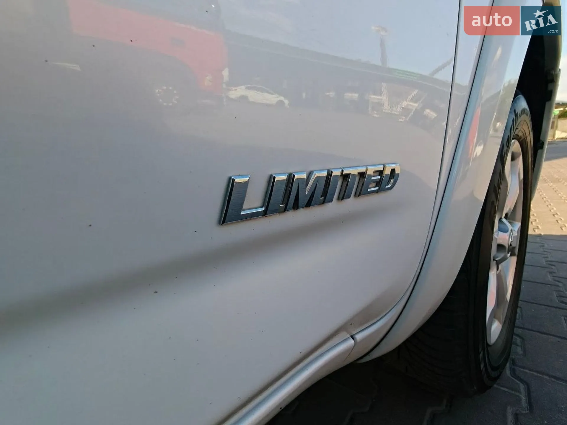 2011 Toyota RAV 4 - мініатюра 2