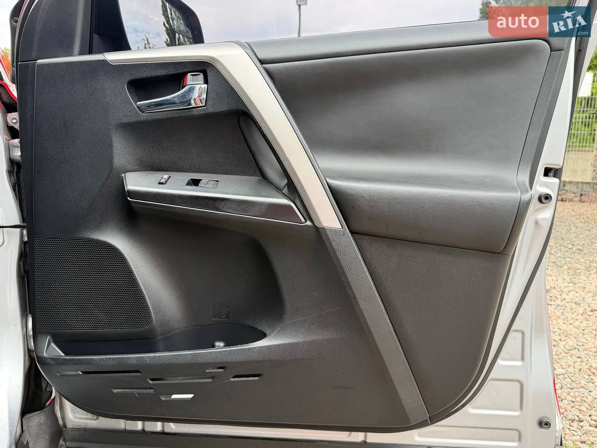 2017 Toyota RAV 4 - мініатюра 33