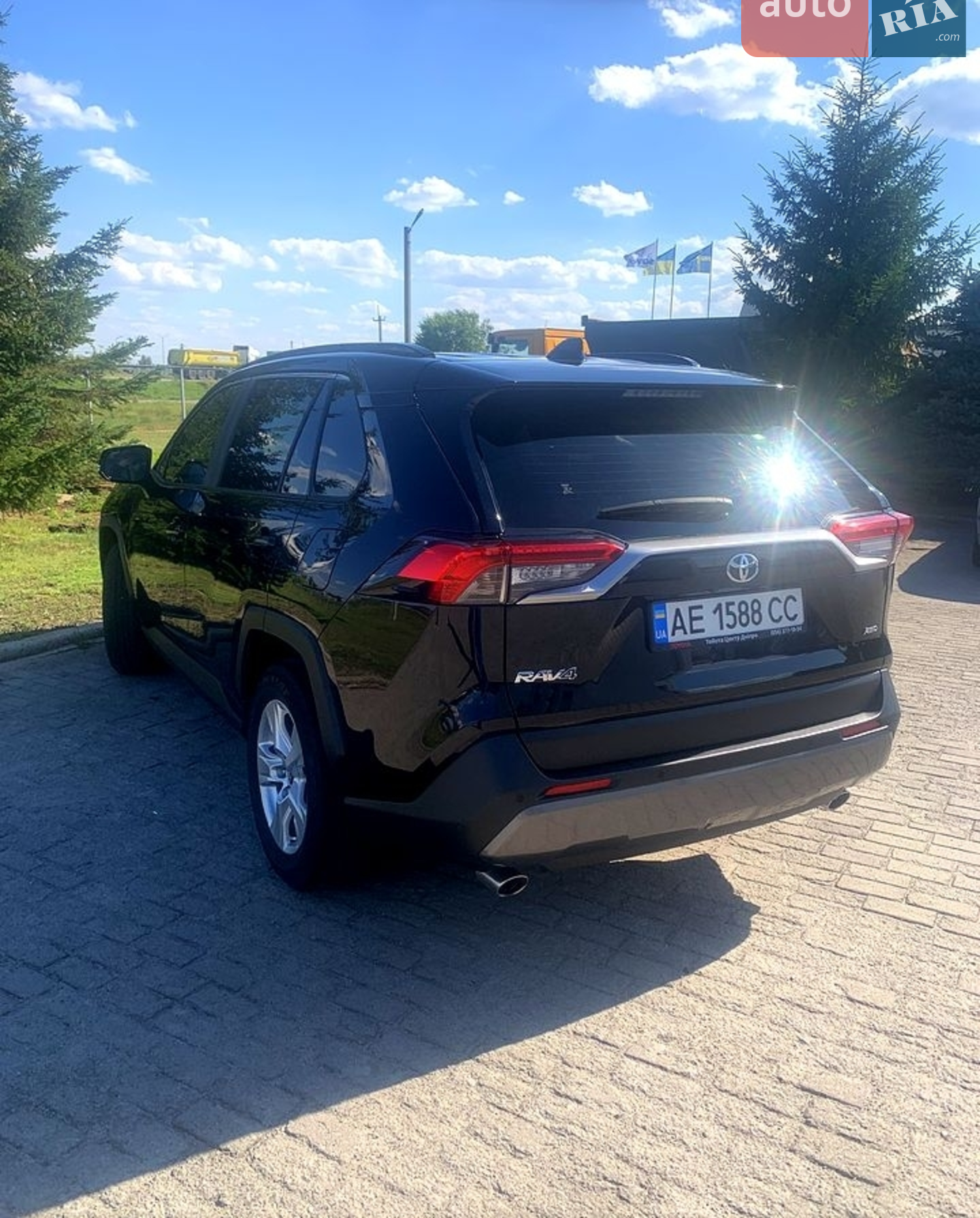 2020 Toyota RAV 4 - мініатюра 3