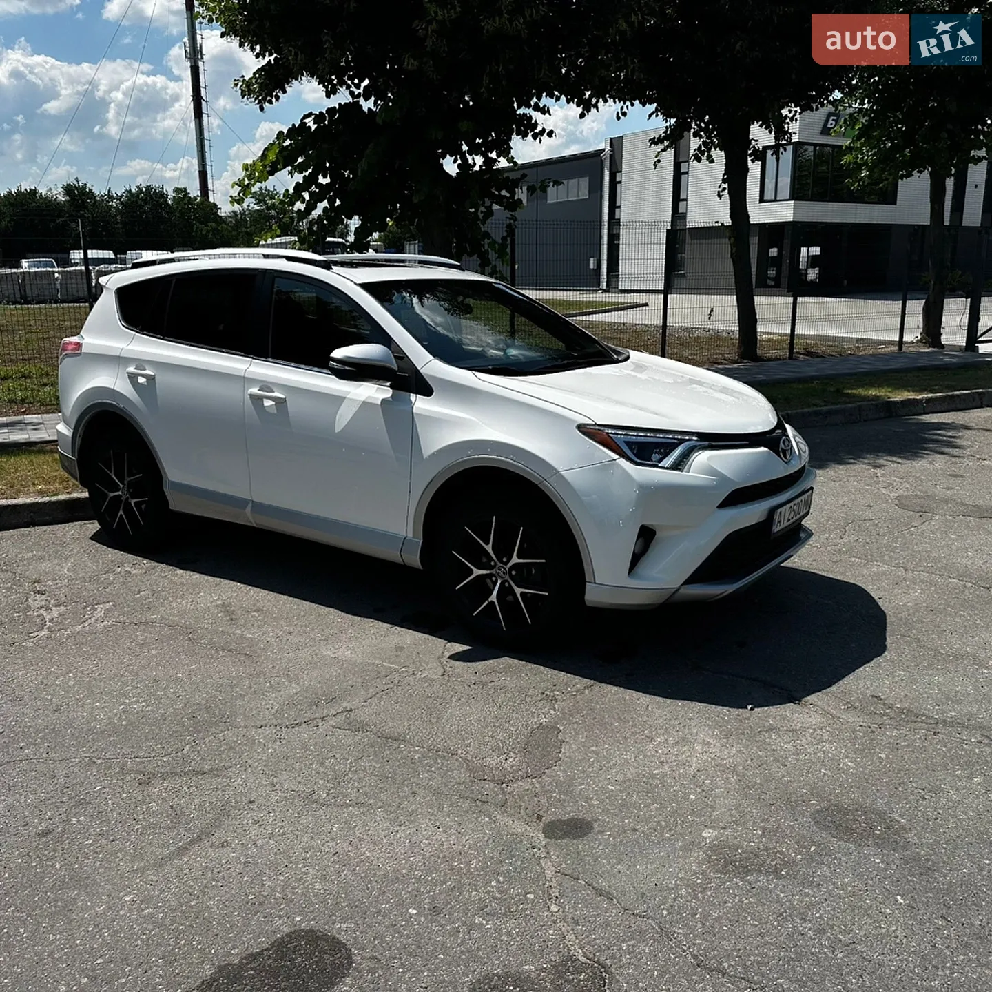 2016 Toyota RAV 4 - фото 1