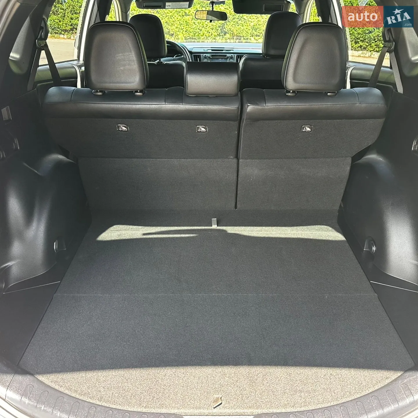 2016 Toyota RAV 4 - мініатюра 9