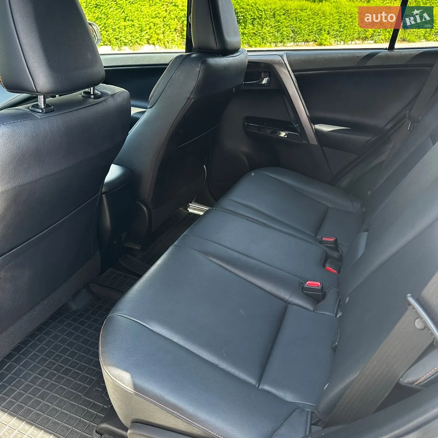 2016 Toyota RAV 4 - мініатюра 14