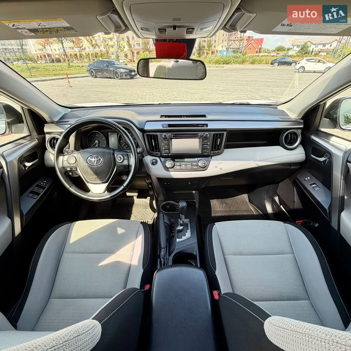 2017 Toyota RAV 4 - мініатюра 15