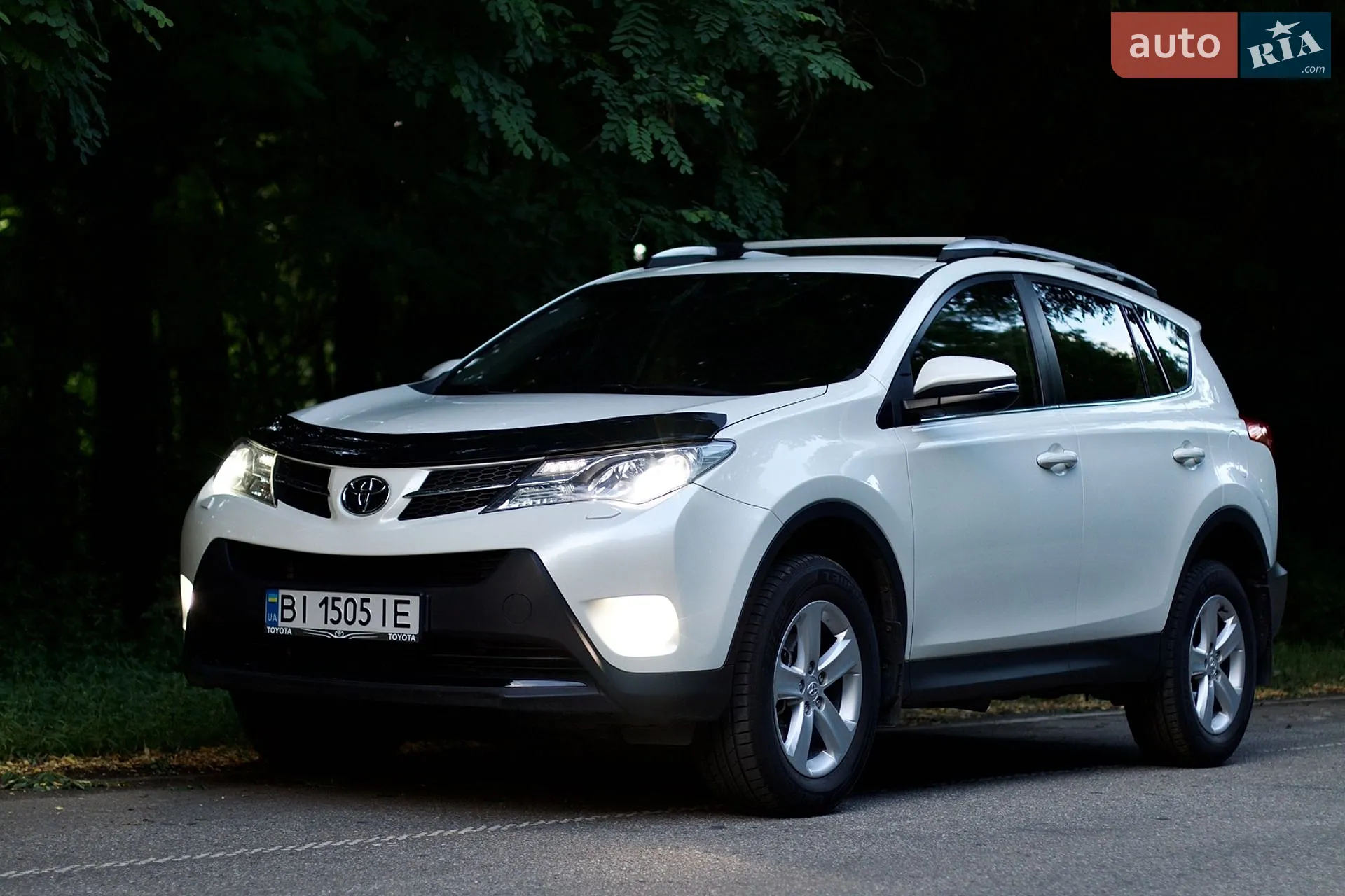 2013 Toyota RAV 4 - фото 1