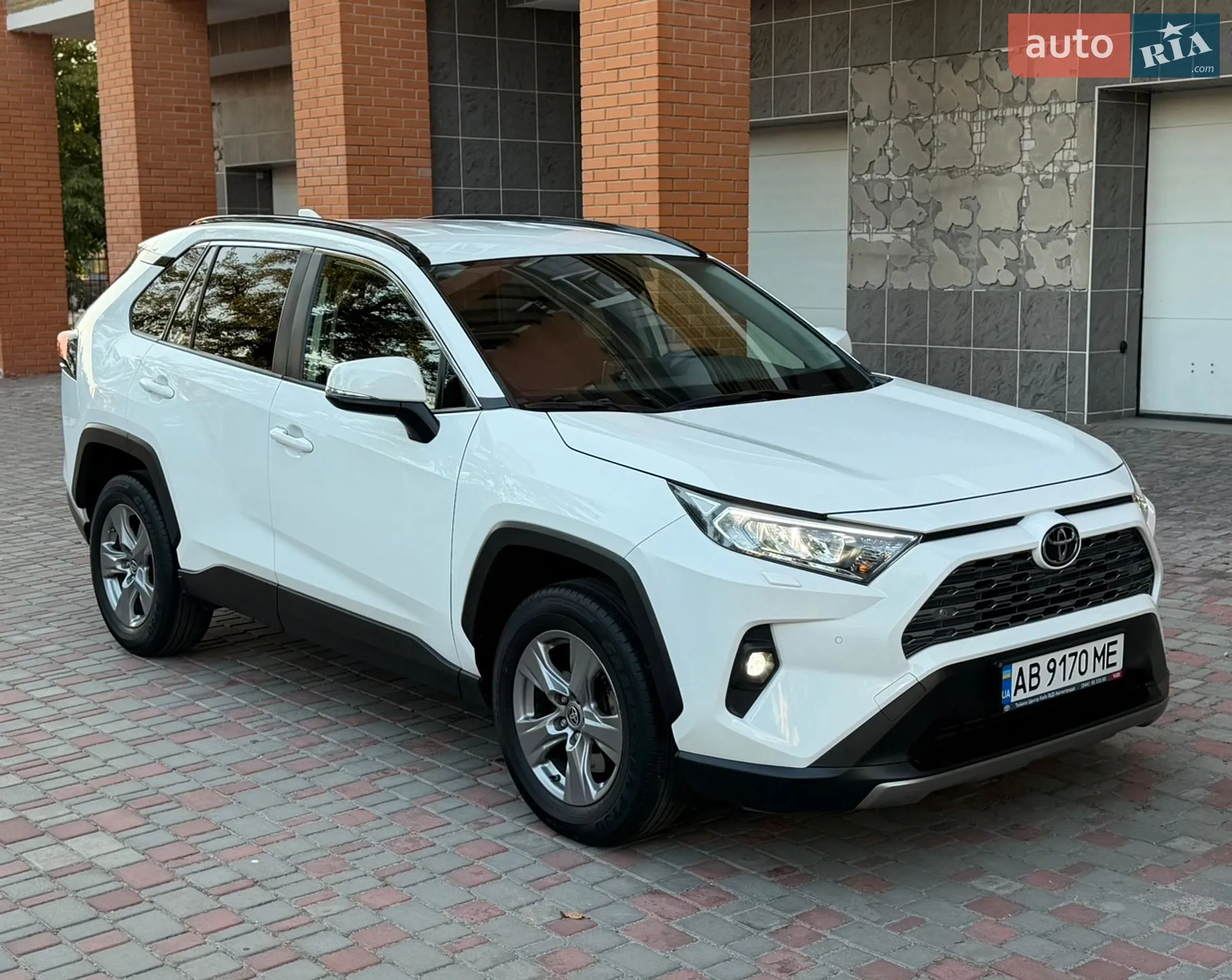 2022 Toyota RAV 4 - мініатюра 13