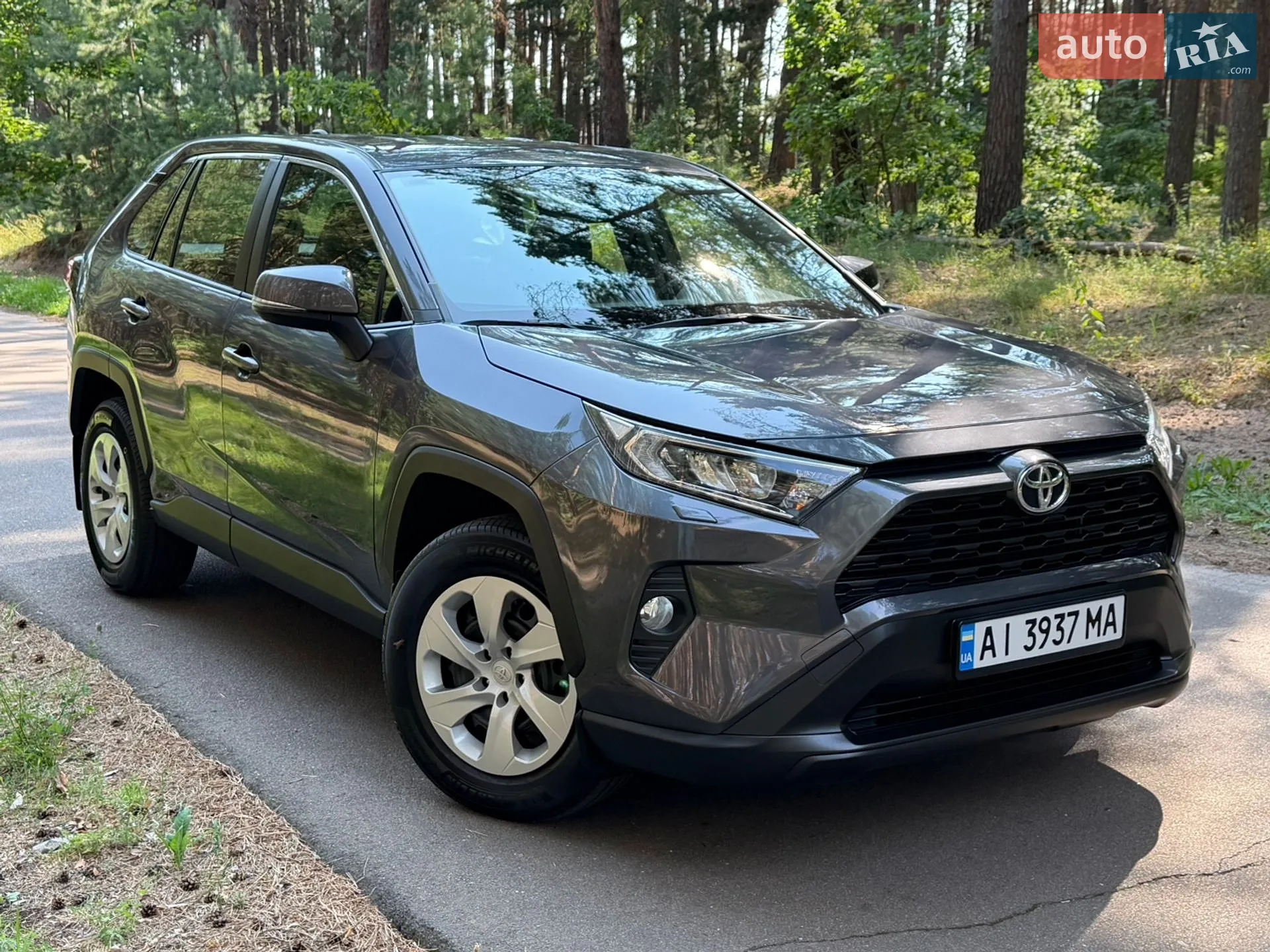 2020 Toyota RAV 4 - фото 1