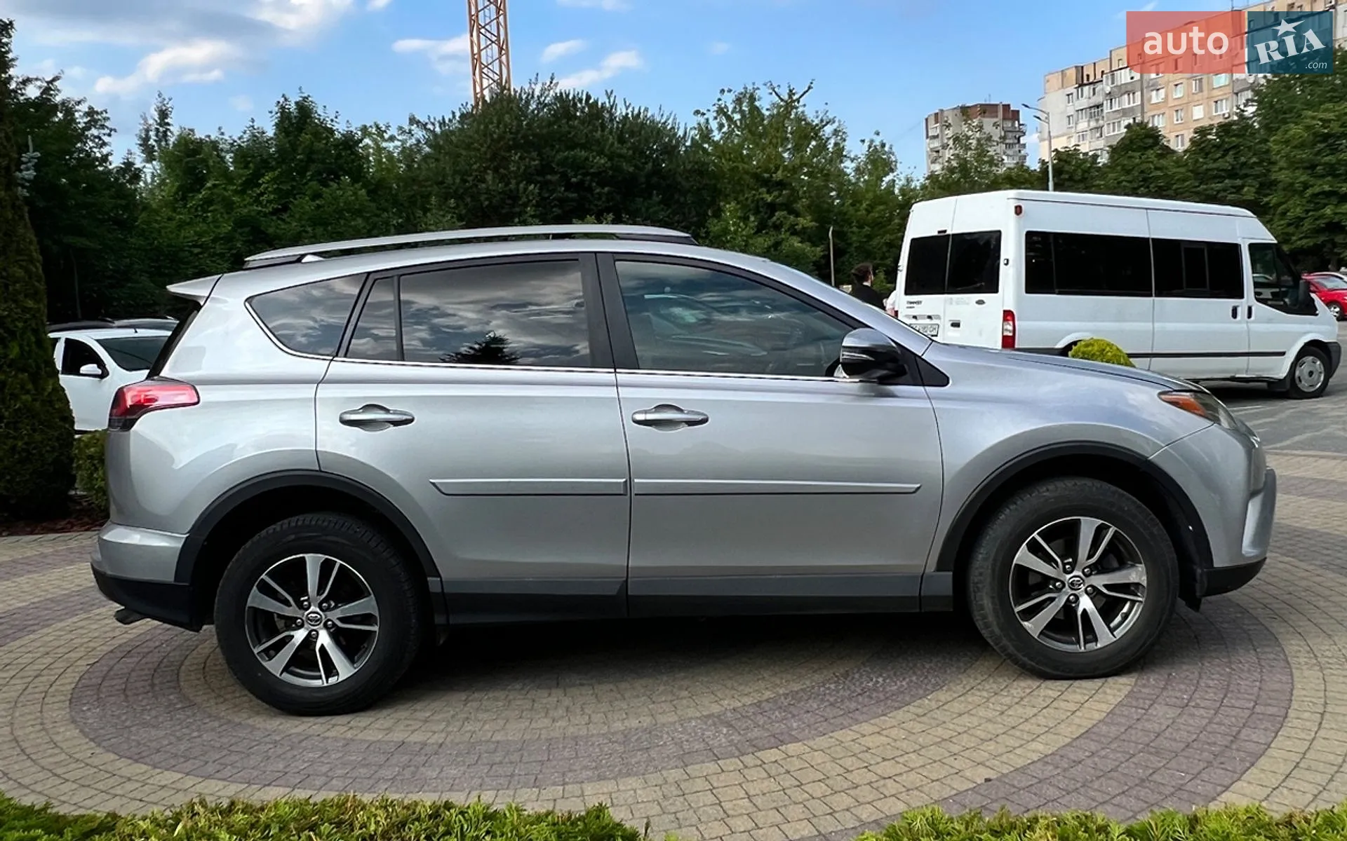 2017 Toyota RAV 4 - мініатюра 8