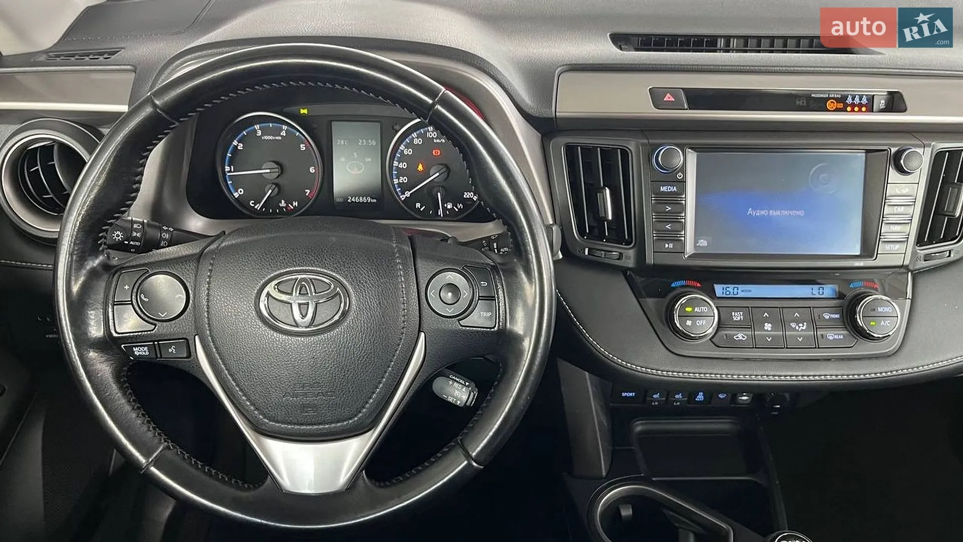 2016 Toyota RAV 4 - мініатюра 9