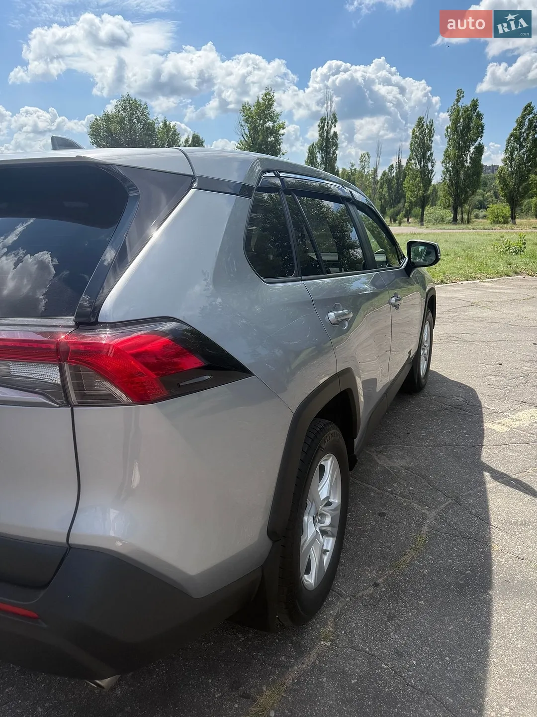 2021 Toyota RAV 4 - мініатюра 5