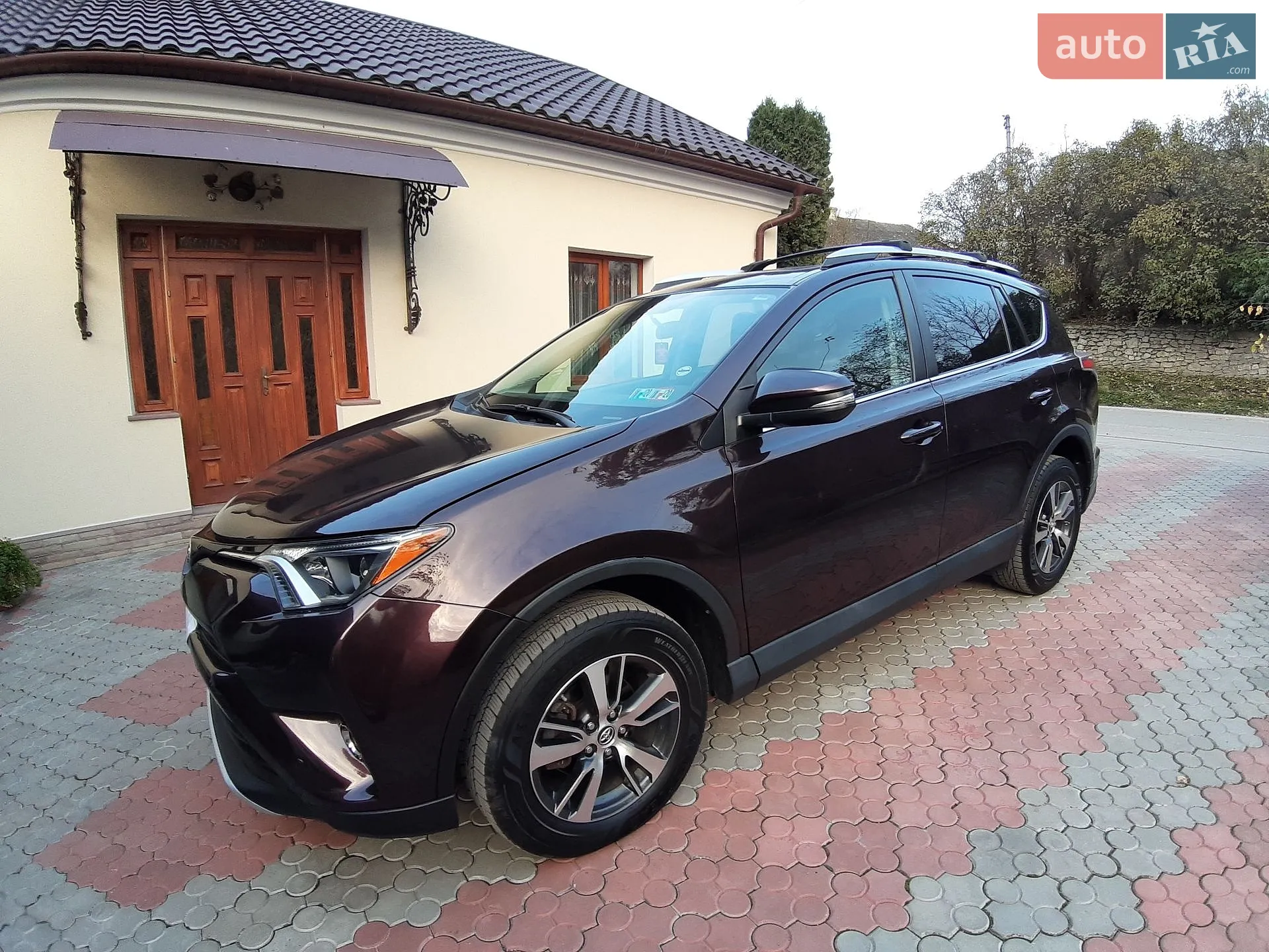 2016 Toyota RAV 4 - фото 1