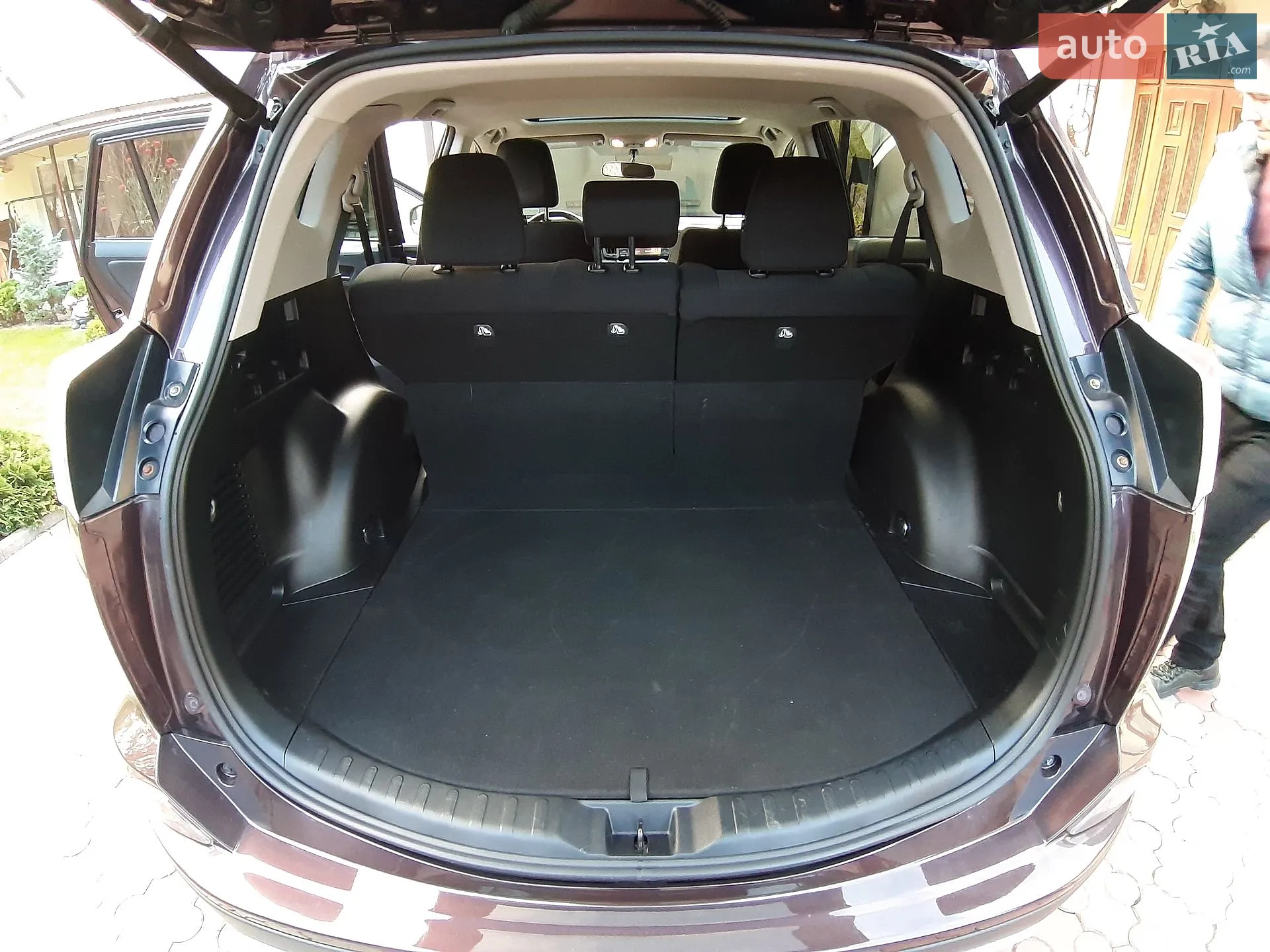2016 Toyota RAV 4 - мініатюра 7