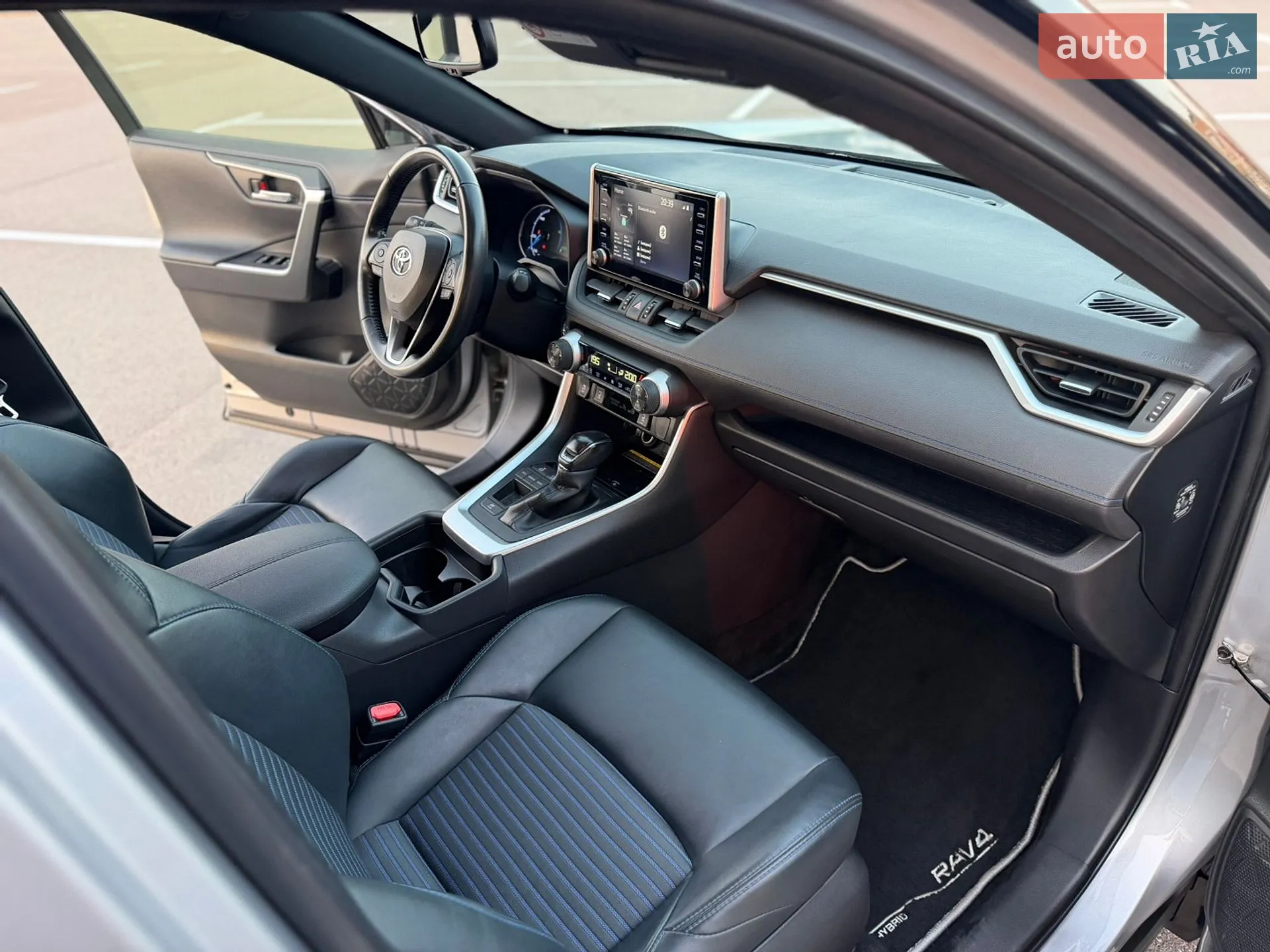 2020 Toyota RAV 4 - мініатюра 22