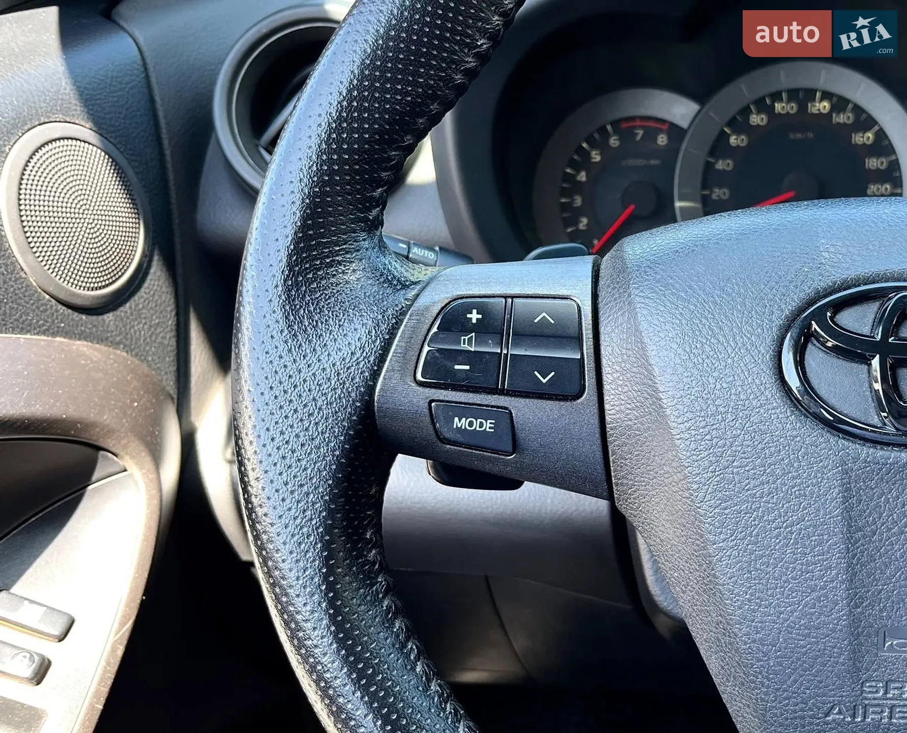 2010 Toyota RAV 4 - мініатюра 18