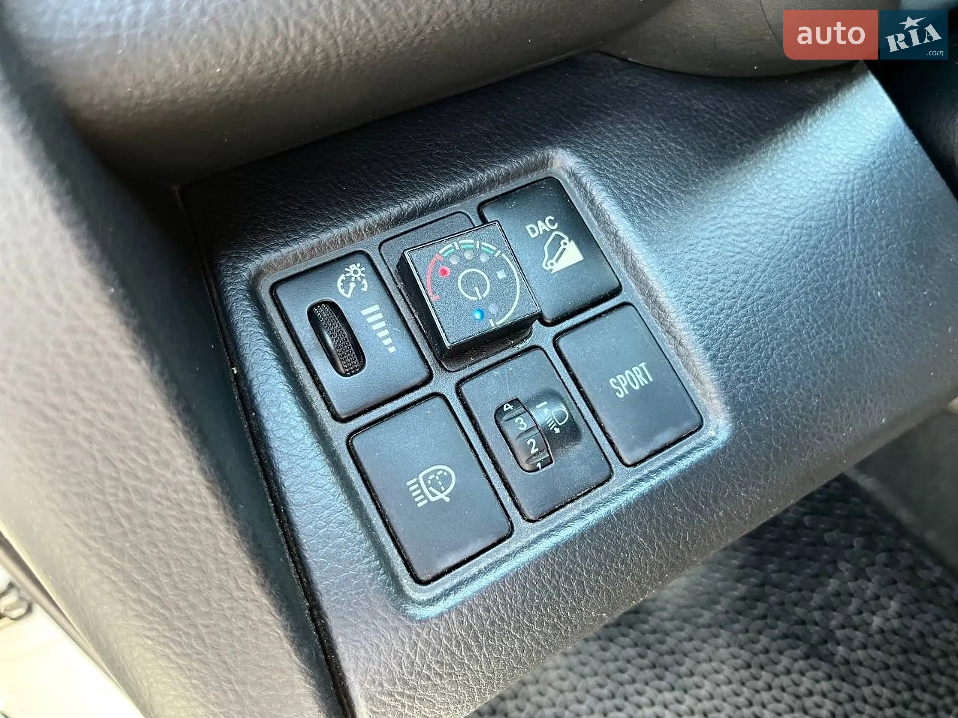 2010 Toyota RAV 4 - мініатюра 29