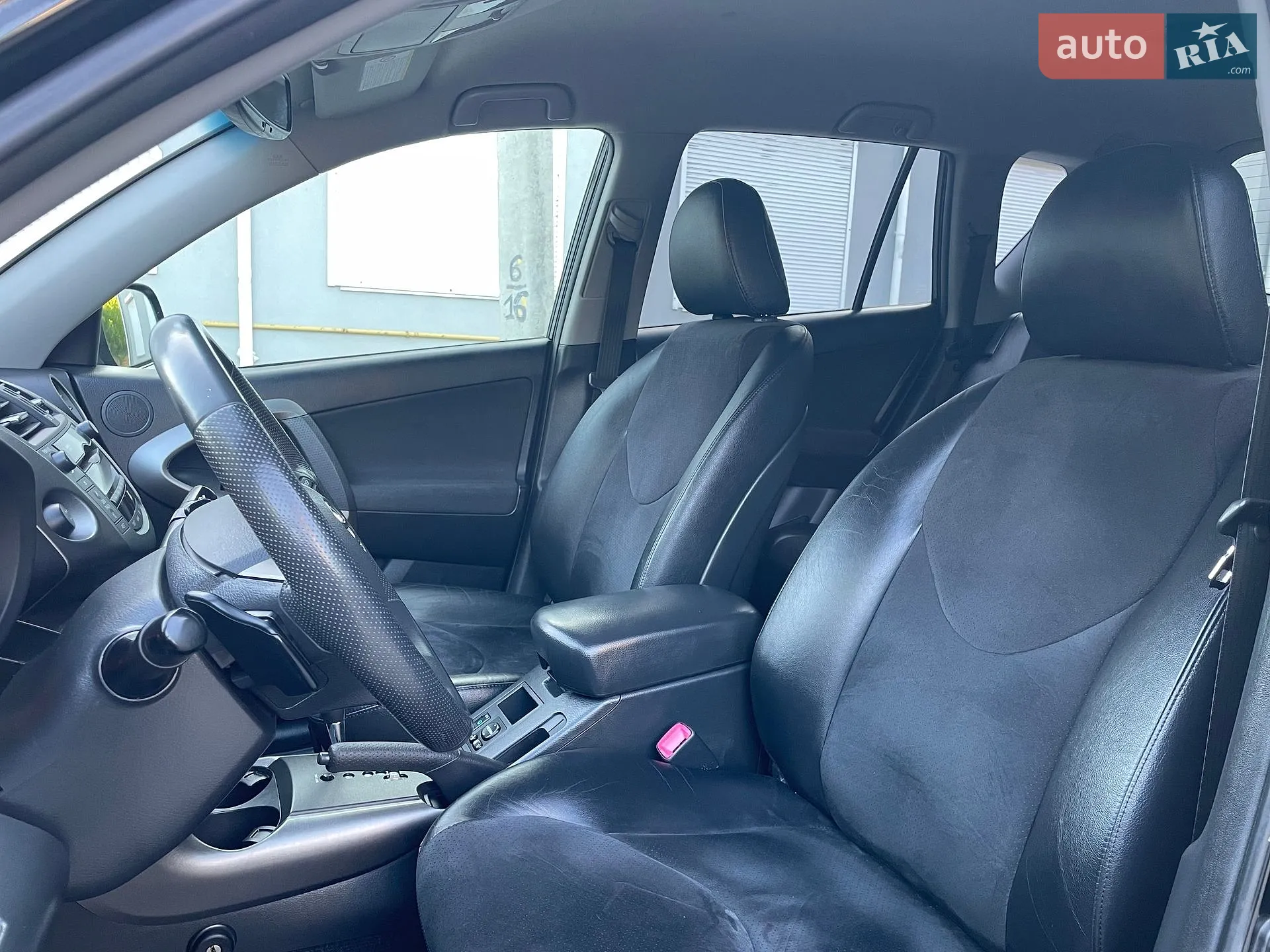 2011 Toyota RAV 4 - мініатюра 121