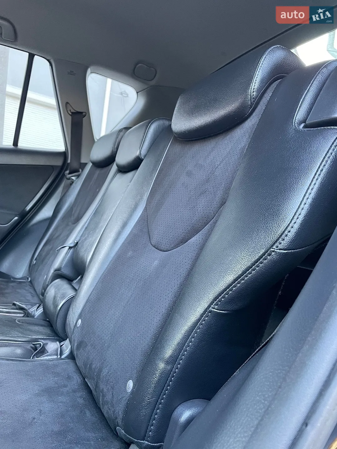 2011 Toyota RAV 4 - мініатюра 155