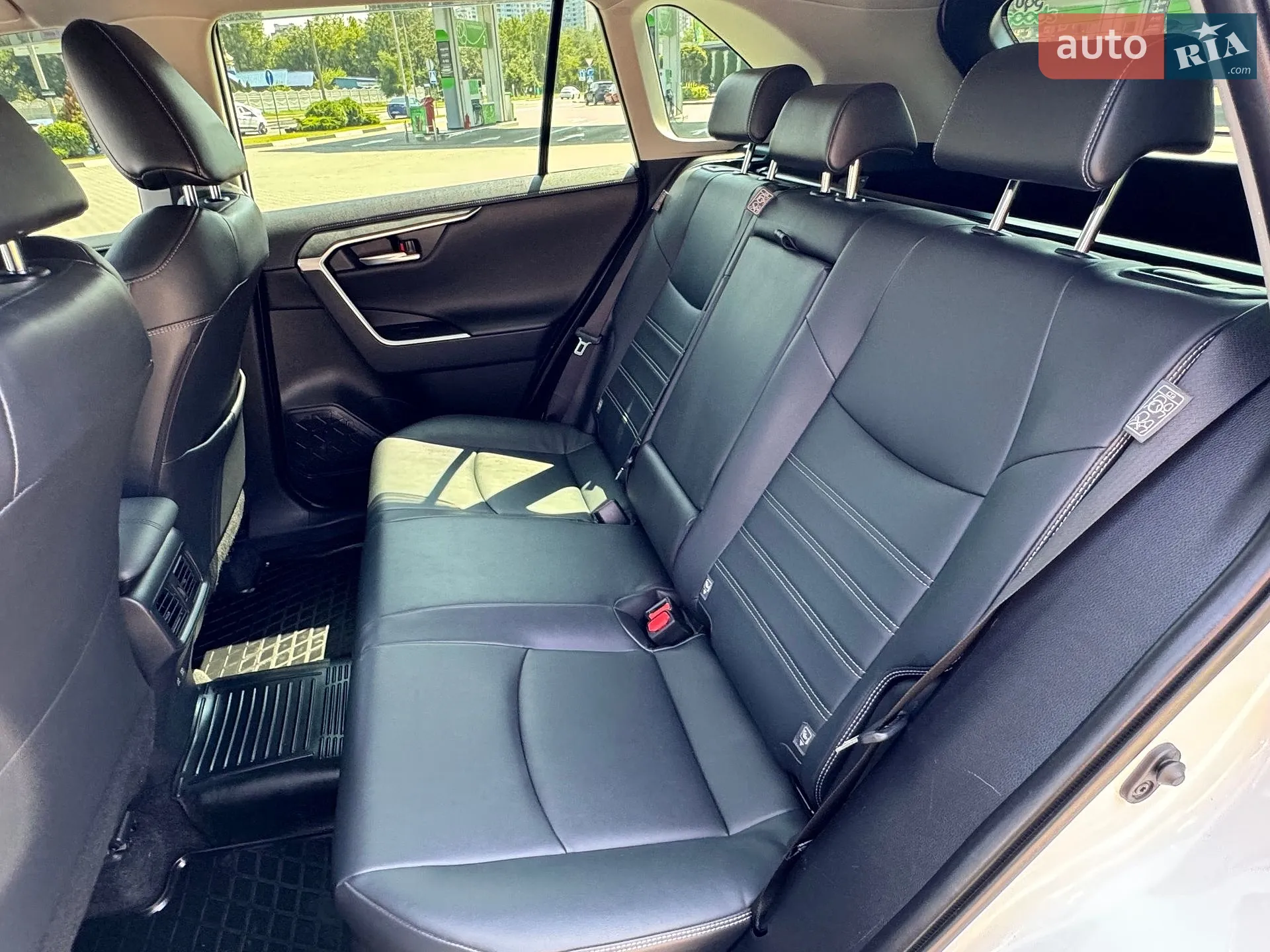 2020 Toyota RAV 4 - мініатюра 43
