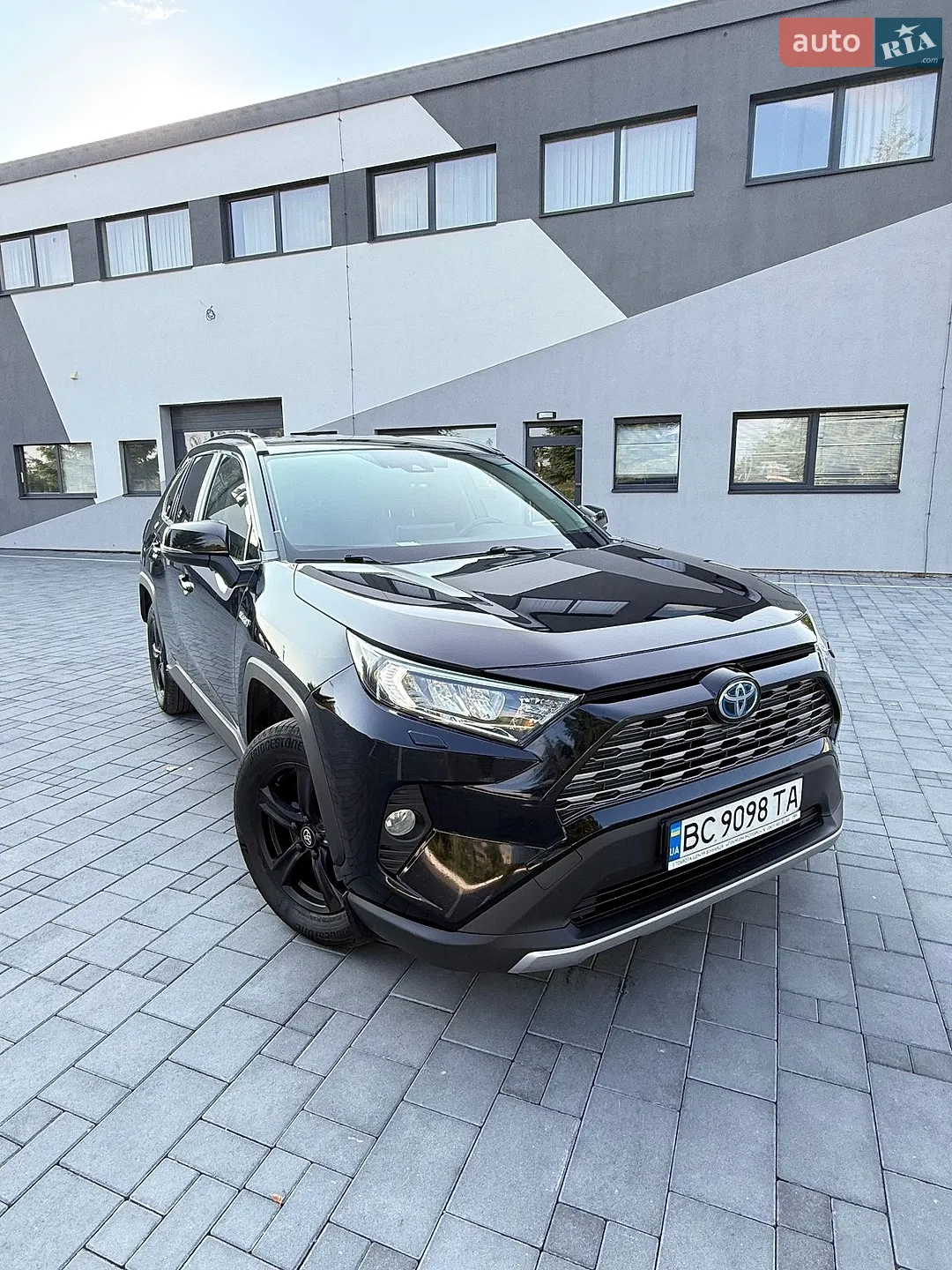 2020 Toyota RAV 4 - мініатюра 4