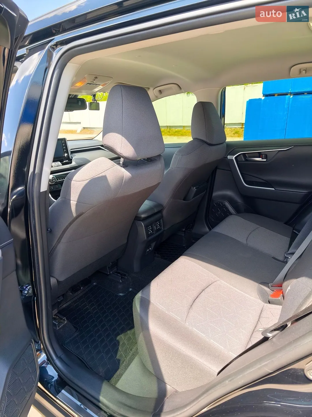 2020 Toyota RAV 4 - мініатюра 14