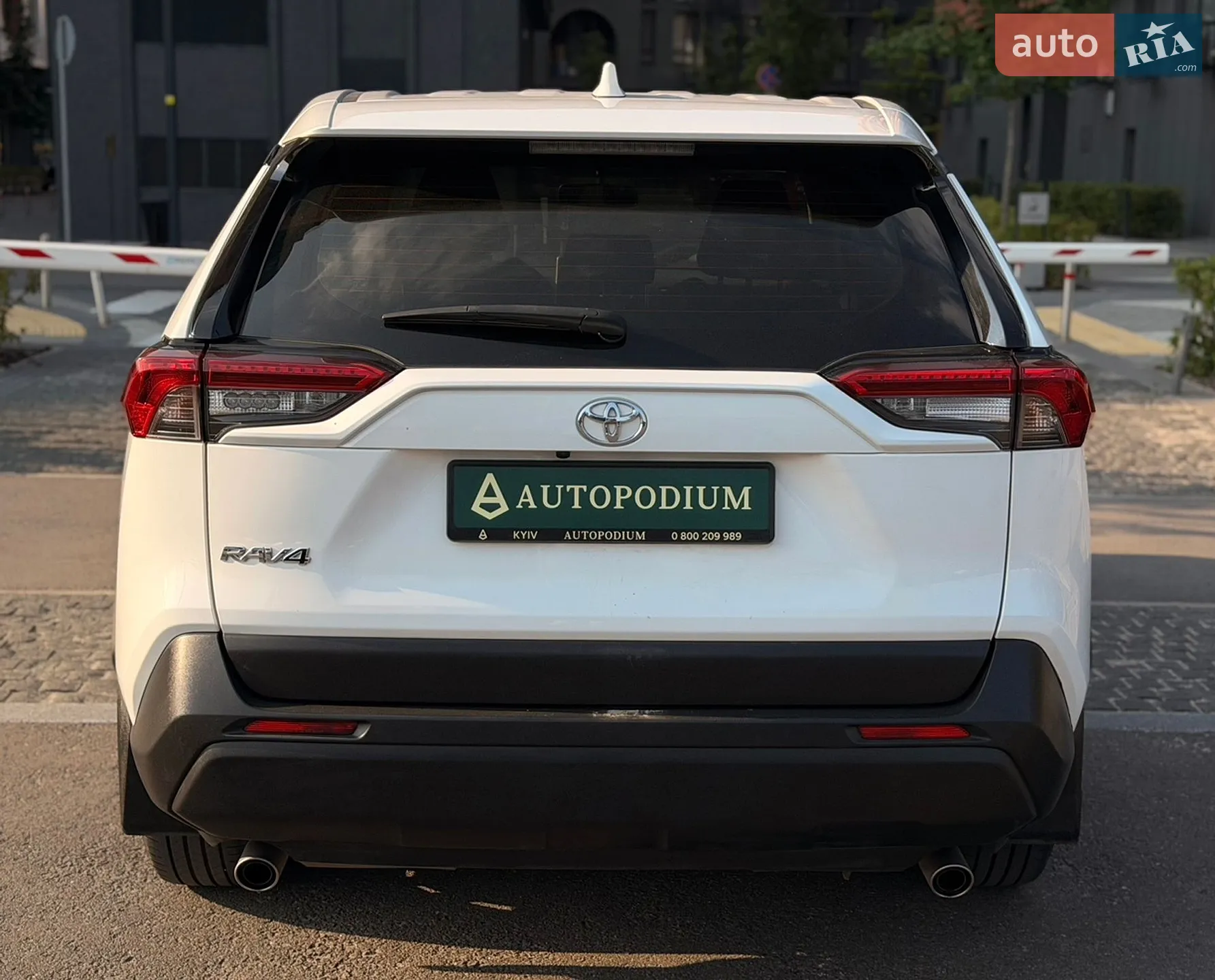 2018 Toyota RAV 4 - мініатюра 8