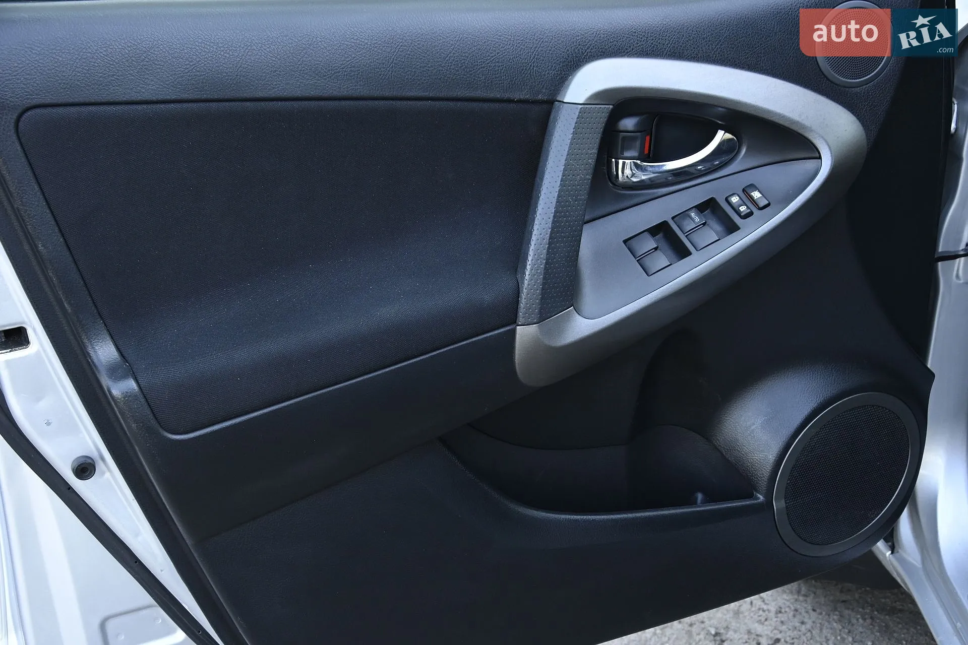 2010 Toyota RAV 4 - мініатюра 14