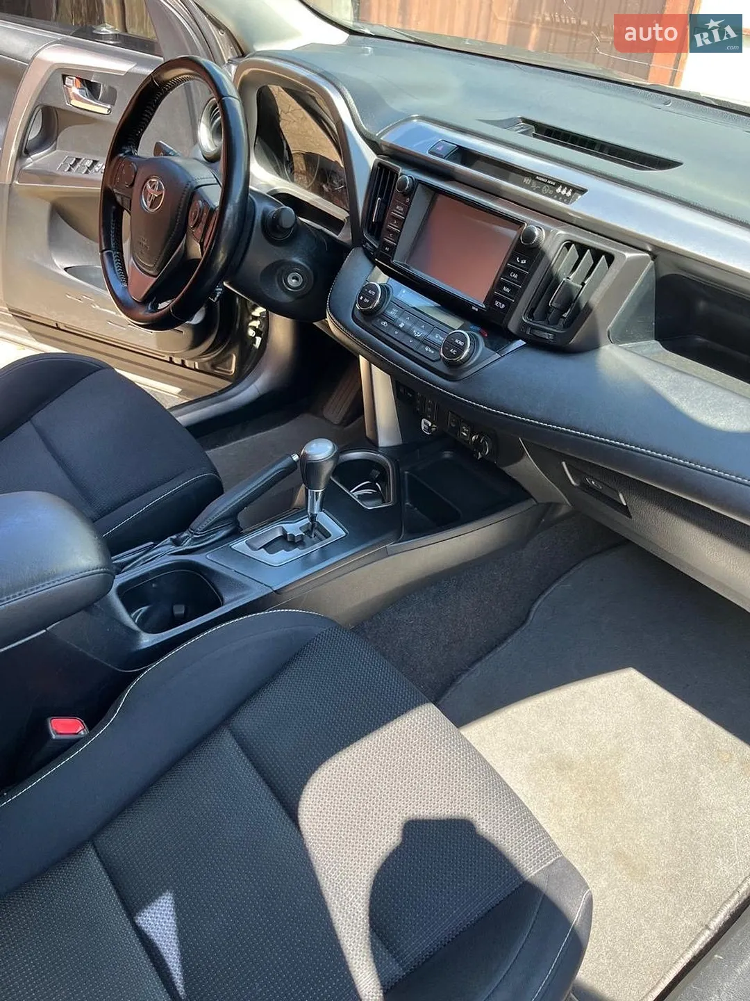 2016 Toyota RAV 4 - мініатюра 6