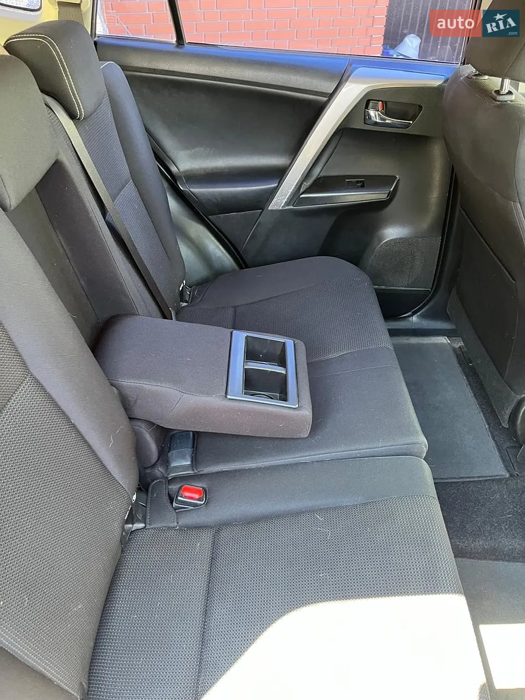 2016 Toyota RAV 4 - мініатюра 4