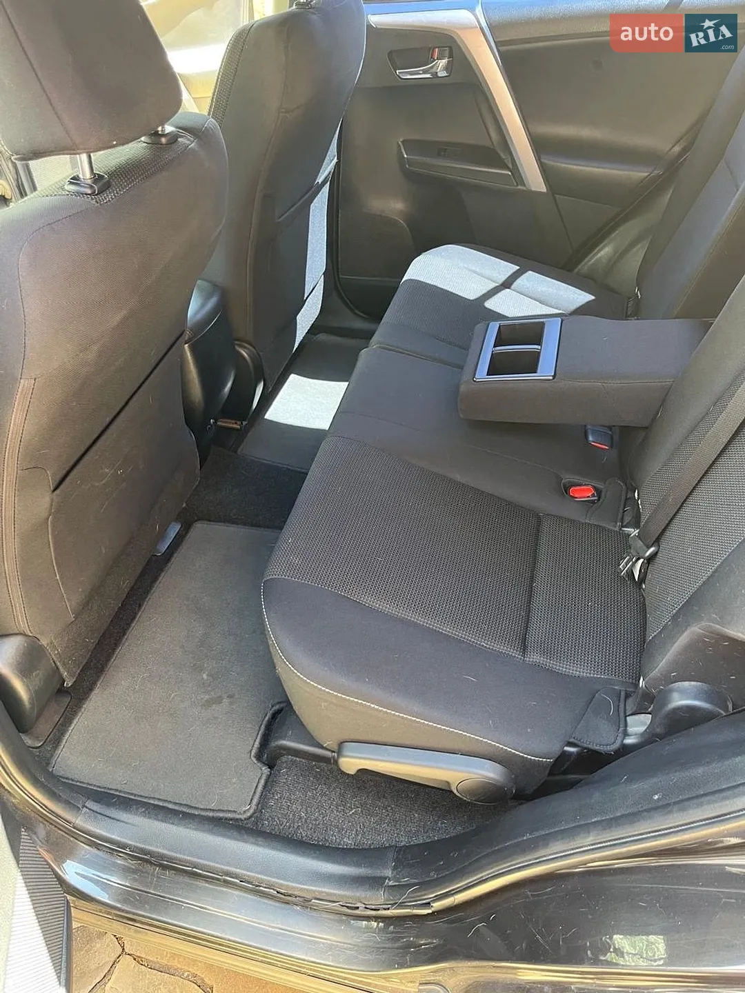 2016 Toyota RAV 4 - мініатюра 8