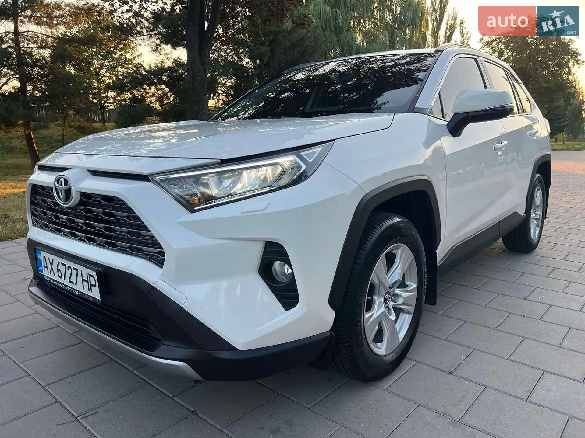 2019 Toyota RAV 4 - мініатюра 3