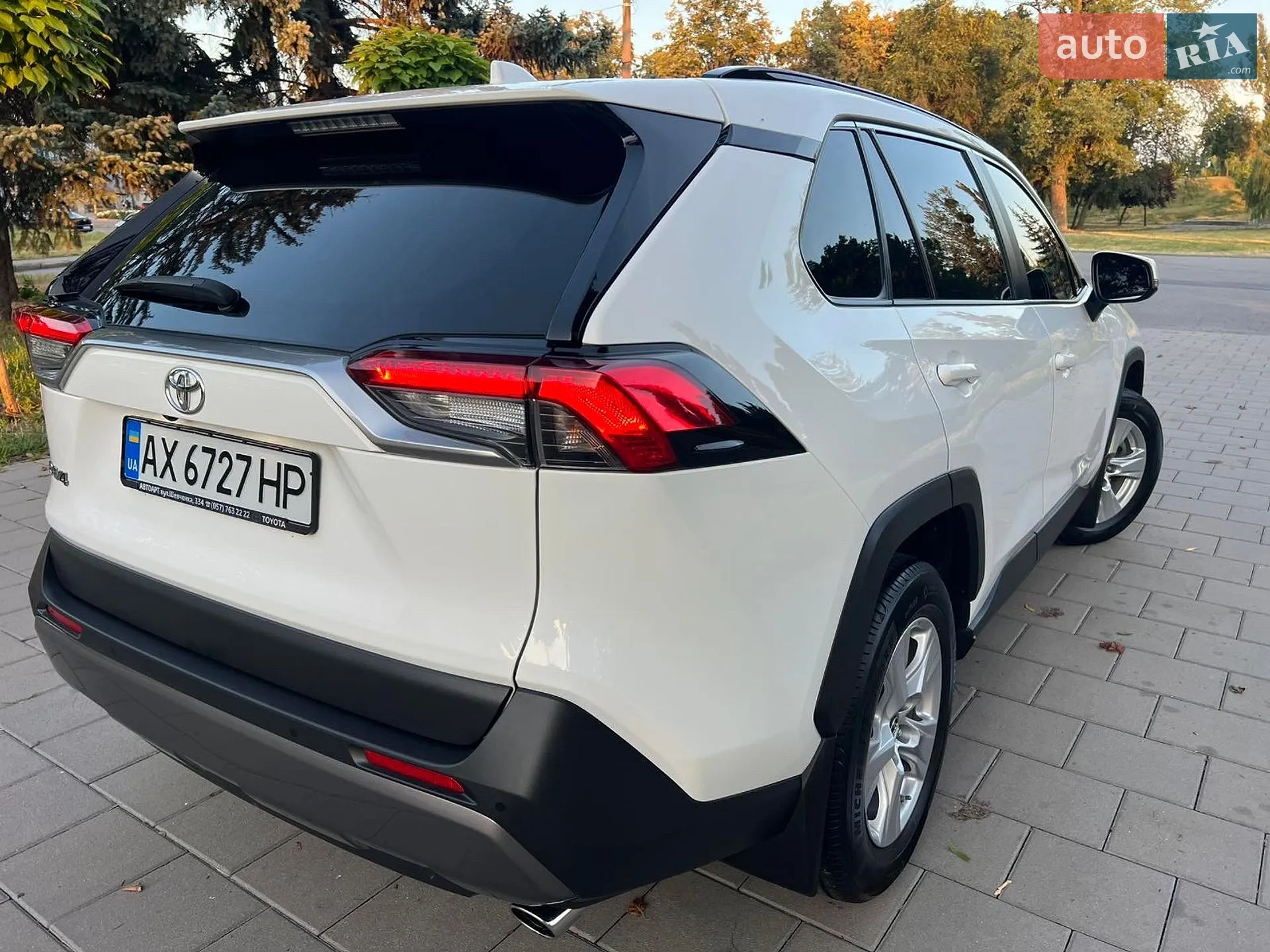 2019 Toyota RAV 4 - мініатюра 22