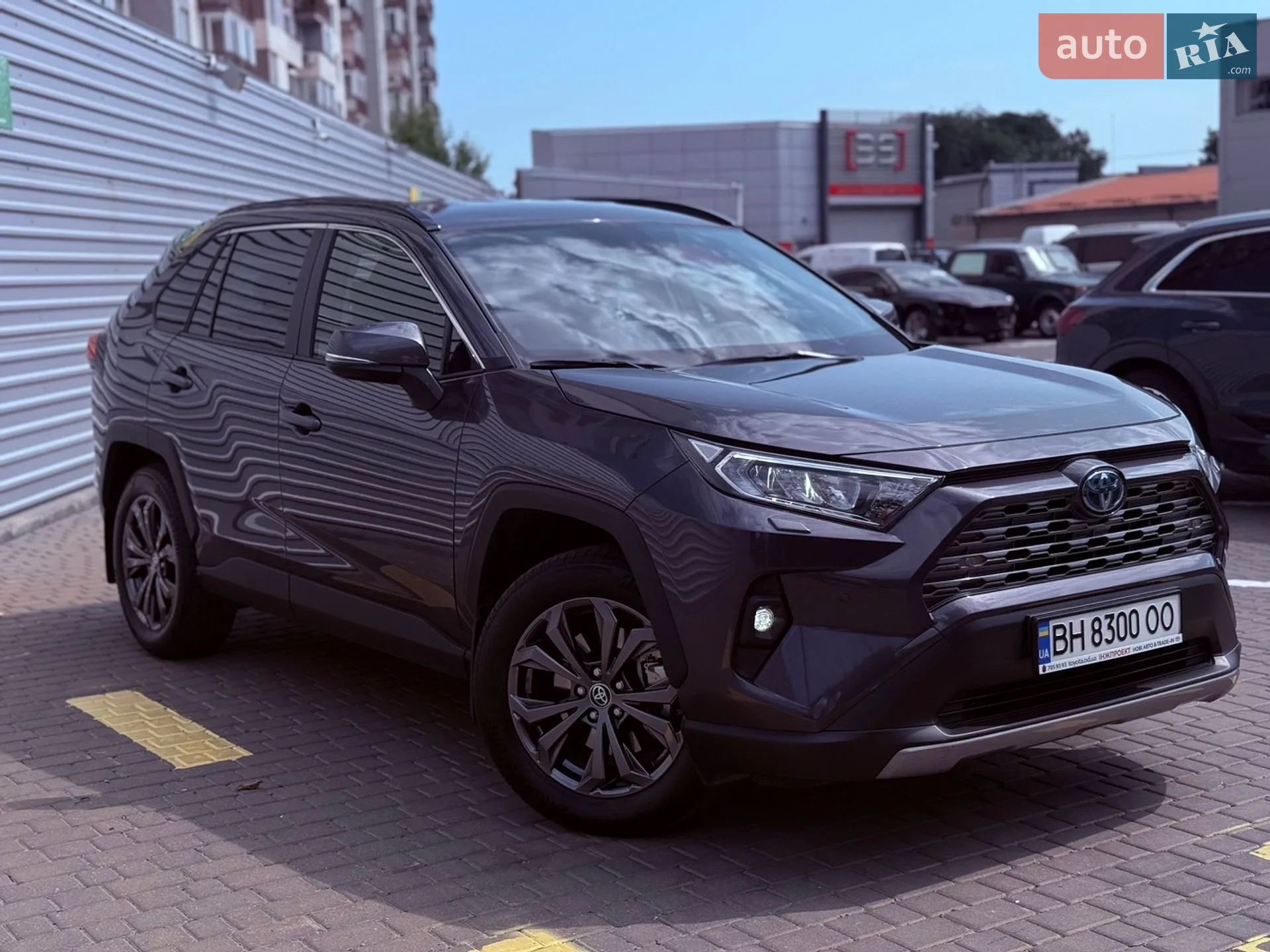 2025 Toyota RAV 4 - мініатюра 2